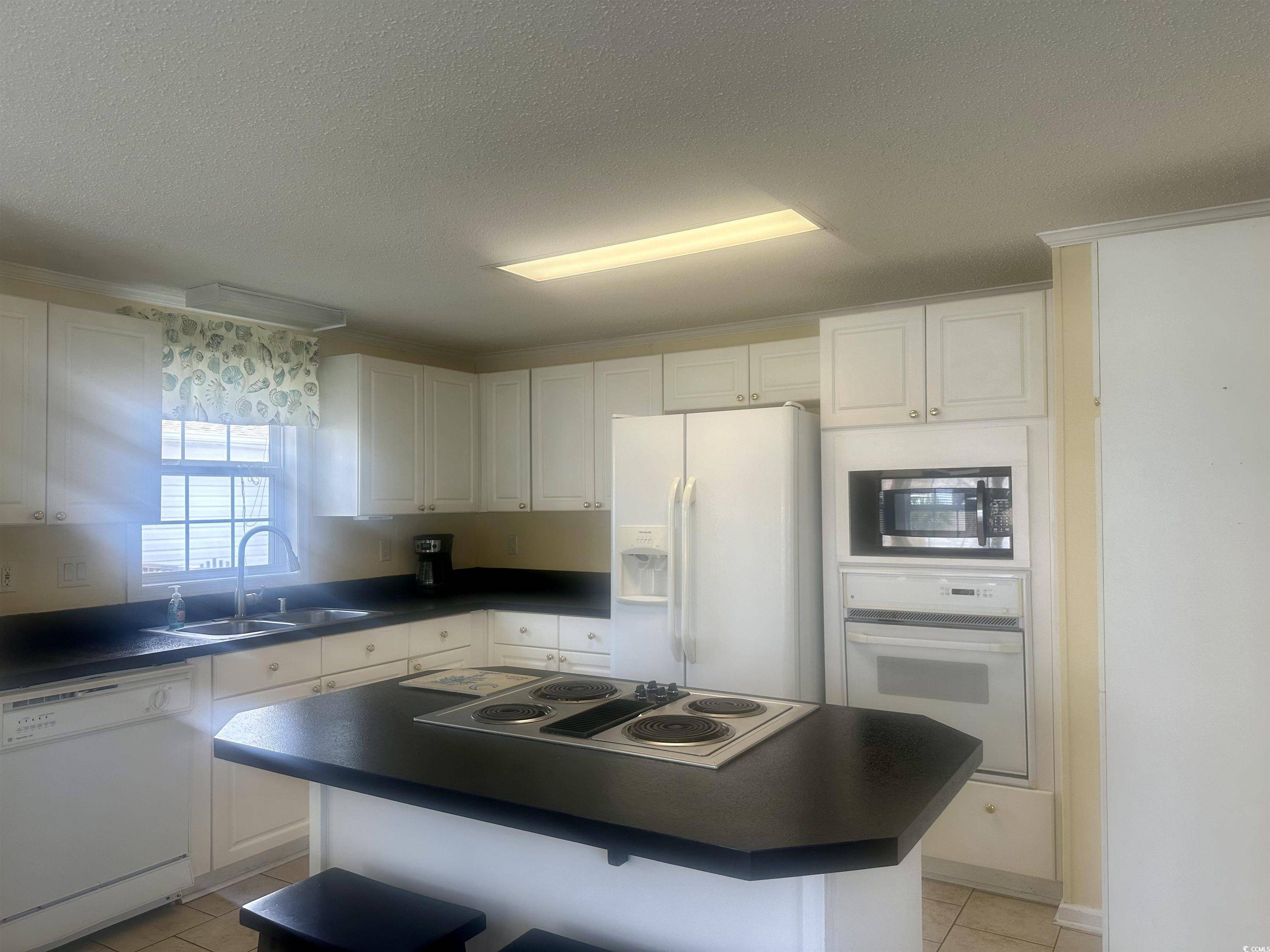 Surfside Beach, SC 29575,1752 Mason Circle