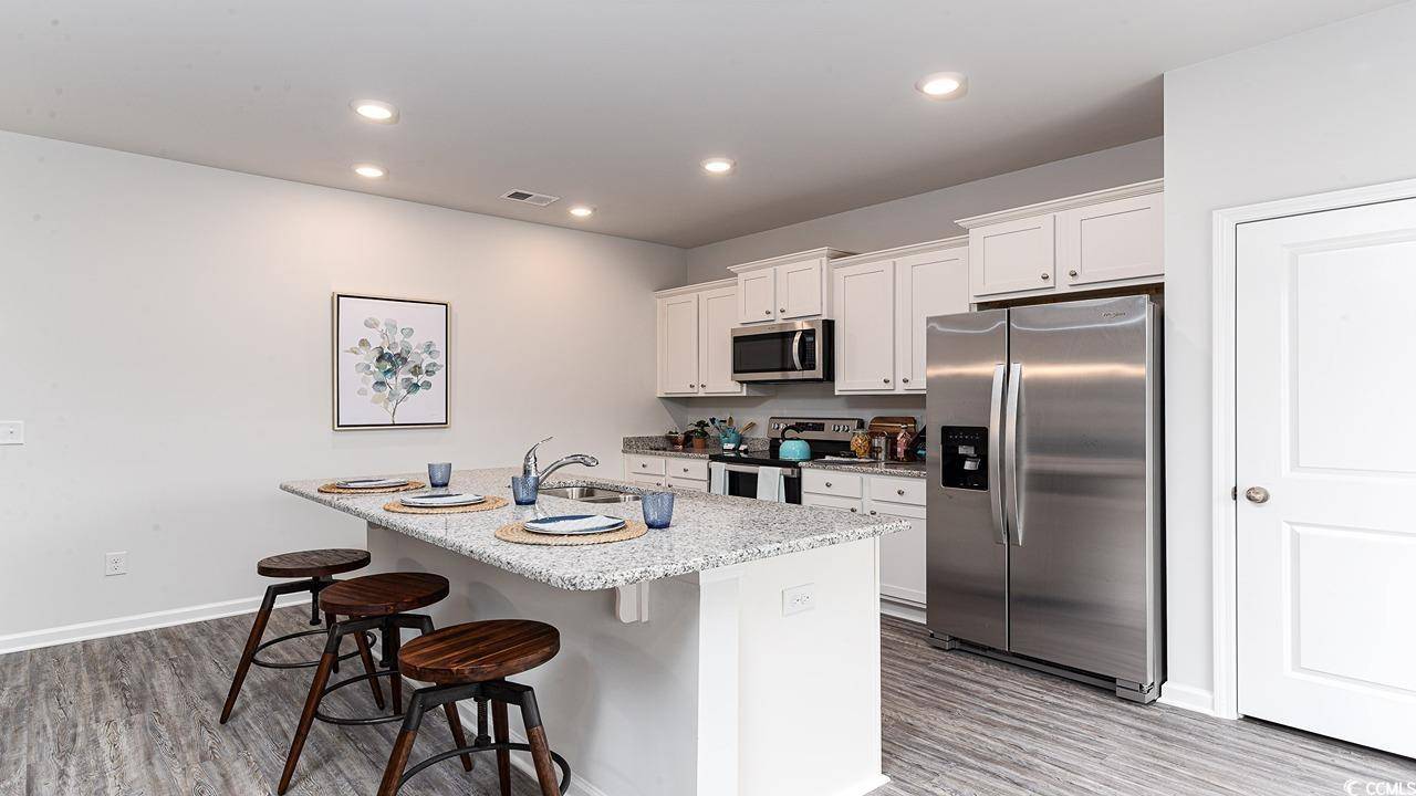 Longs, SC 29568,533 Duvall St.