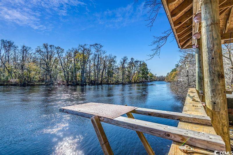 Mullins, SC 29574,7018 Cox Lake Ct.