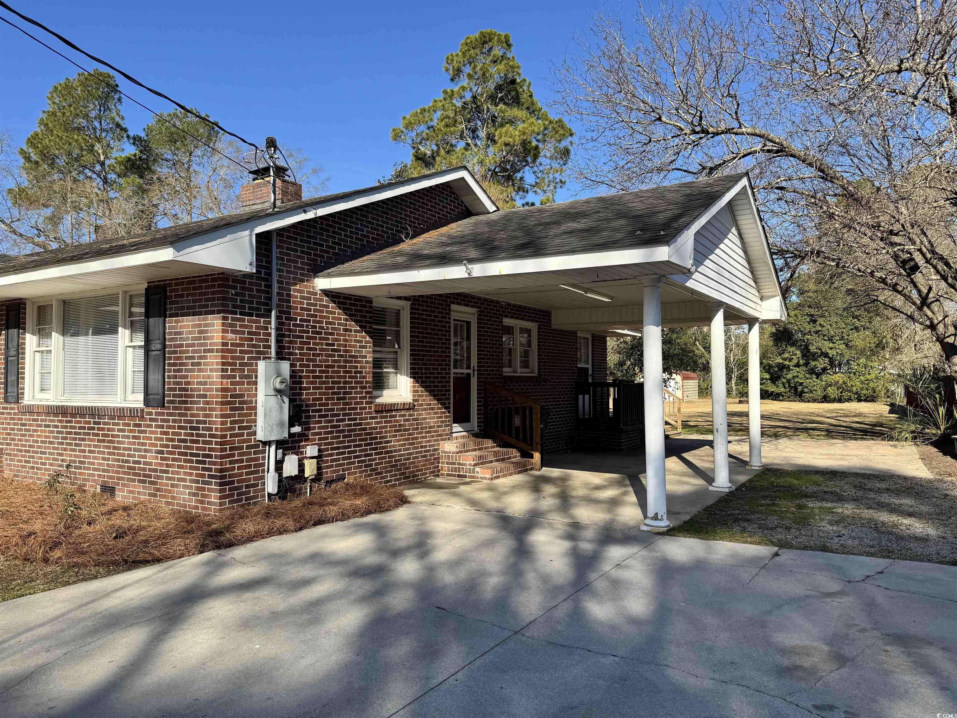 Mullins, SC 29574,209 Lewis St.