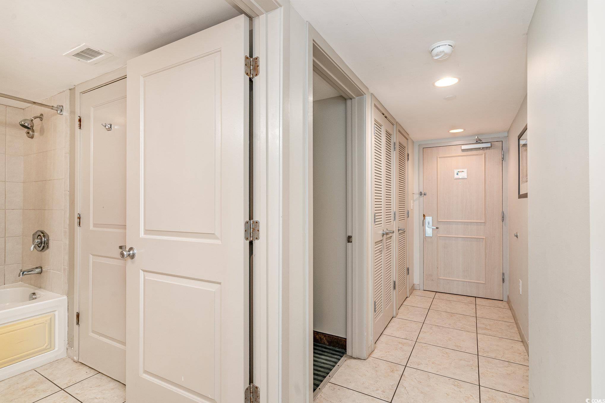 Myrtle Beach, SC 29577,107 Ocean Blvd. S #507