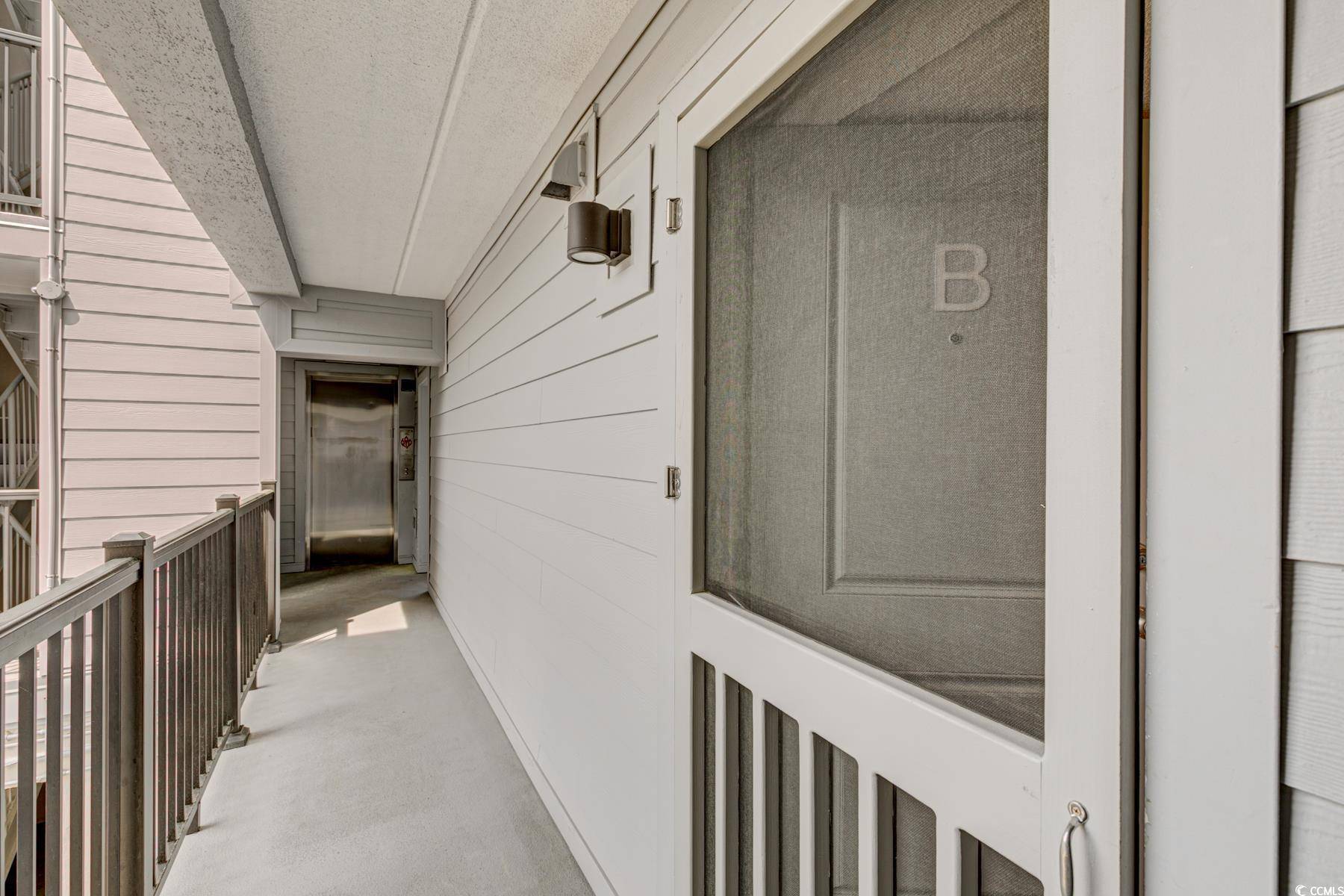 Pawleys Island, SC 29585,647 Norris Dr.