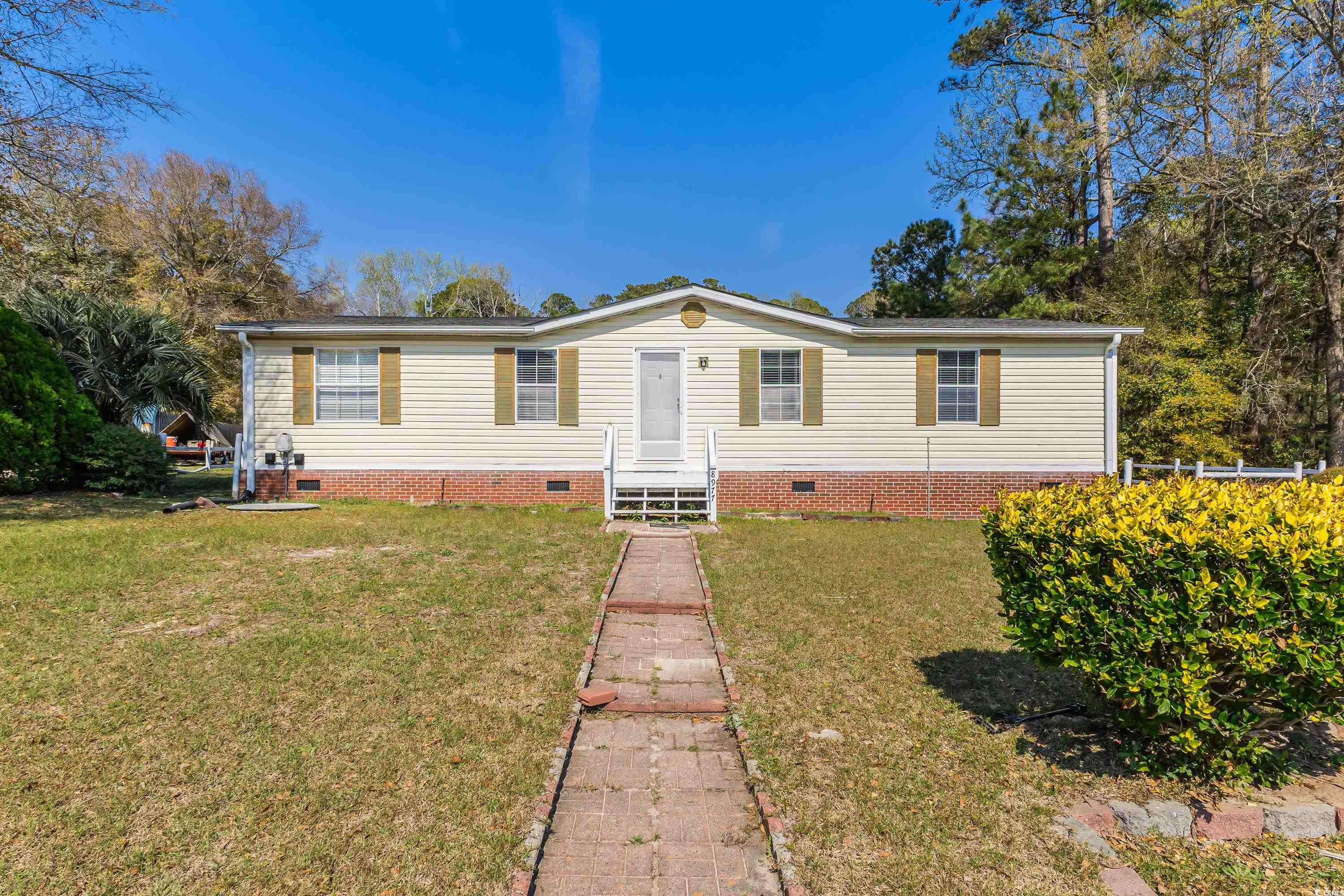 Calabash, NC 28467,8977 Jennis Ave.