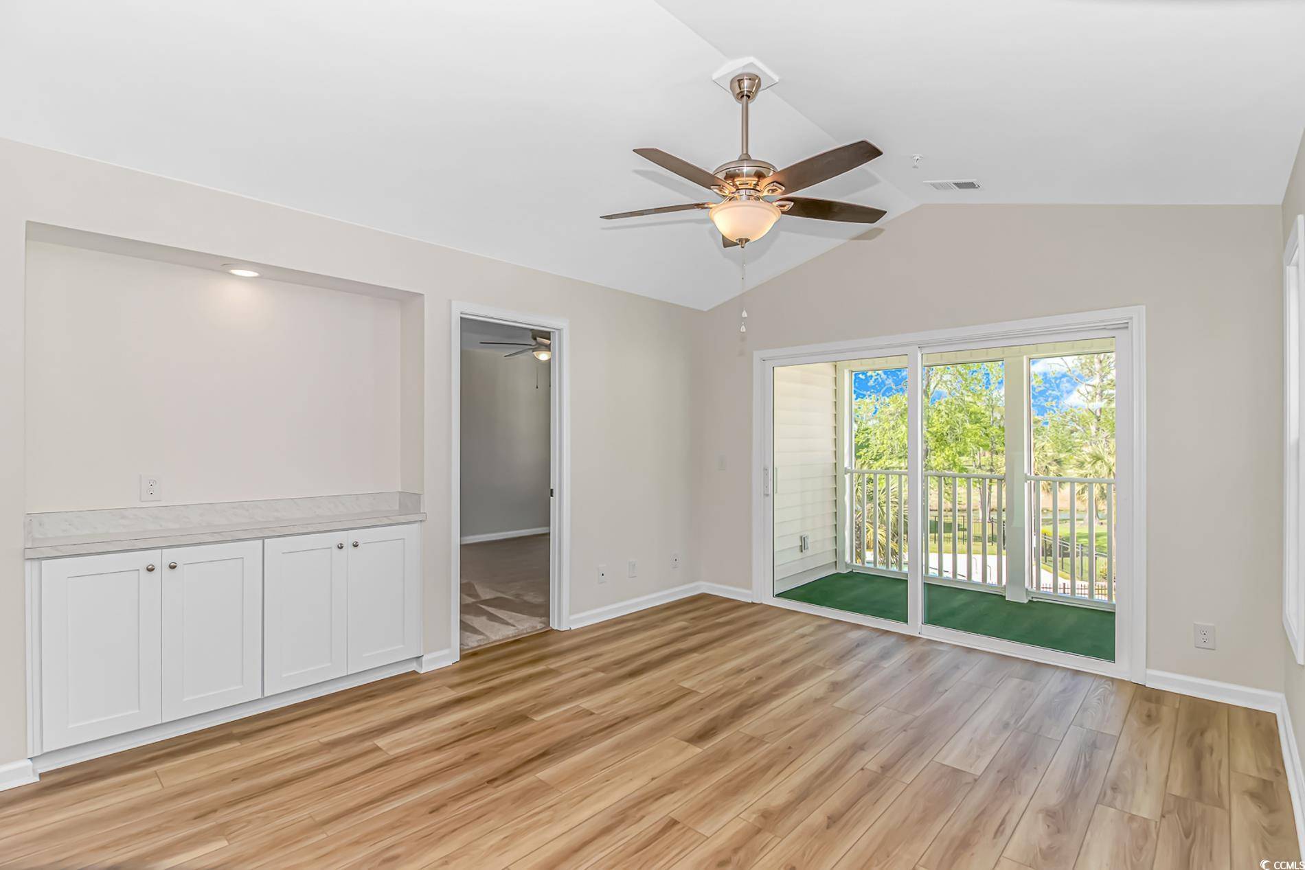 Myrtle Beach, SC 29579,485 White River Dr. #30-I