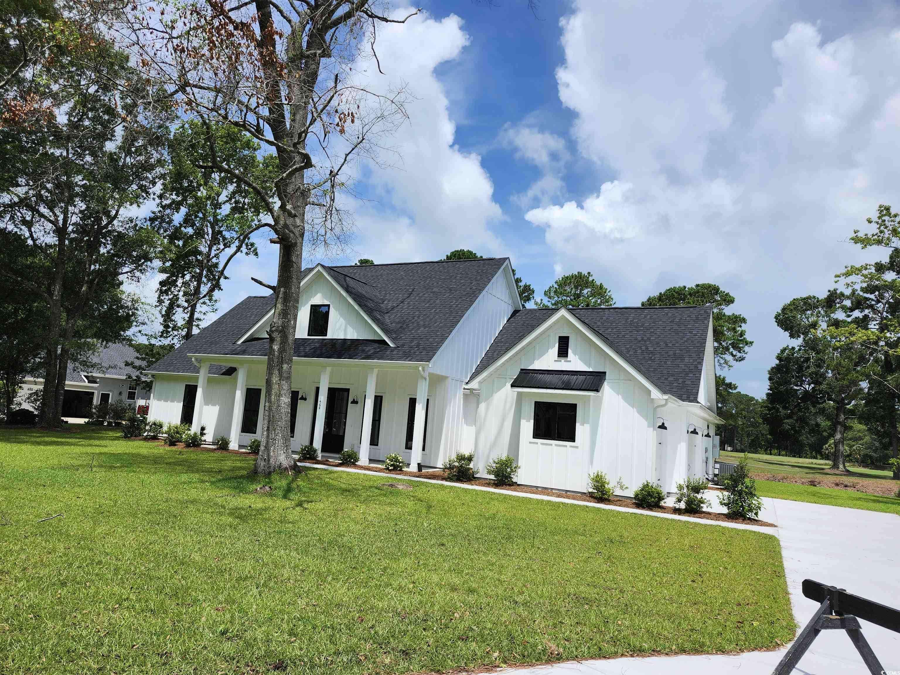 Pawleys Island, SC 29585,1464 Hawthorn Dr.