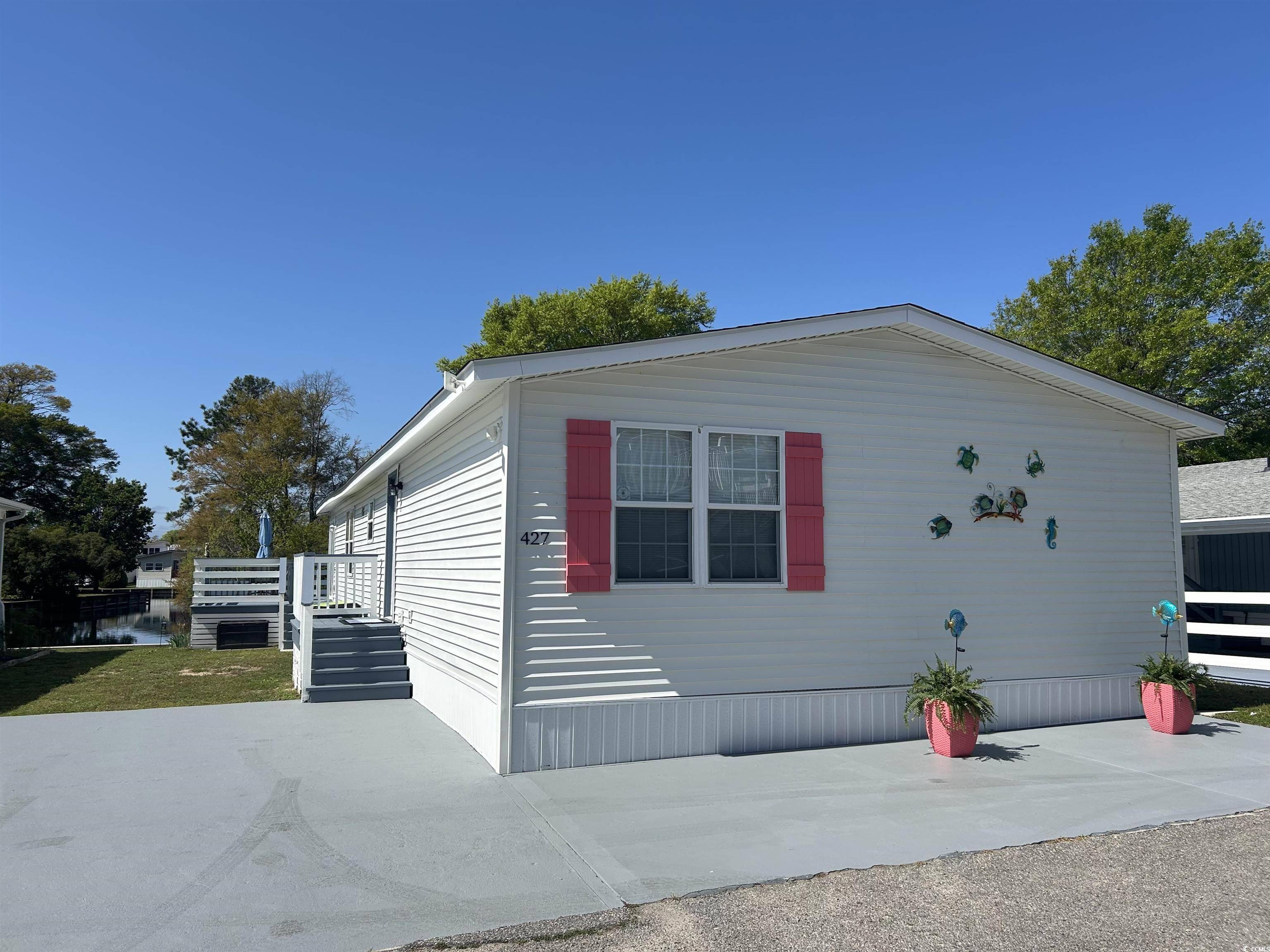 Surfside Beach, SC 29575,427 Meadowlark Dr.