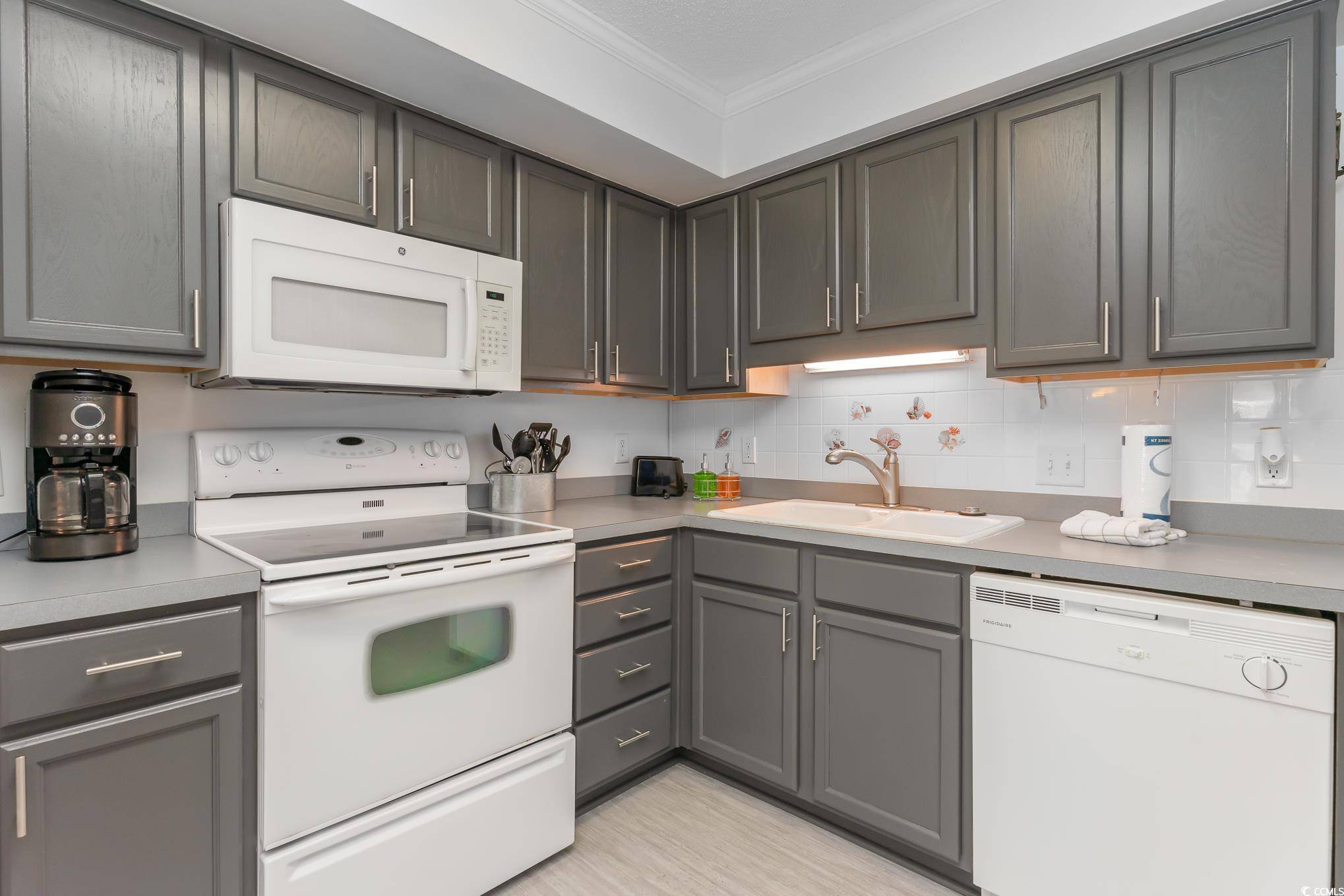 North Myrtle Beach, SC 29582,5600 North Ocean Blvd. #B-3