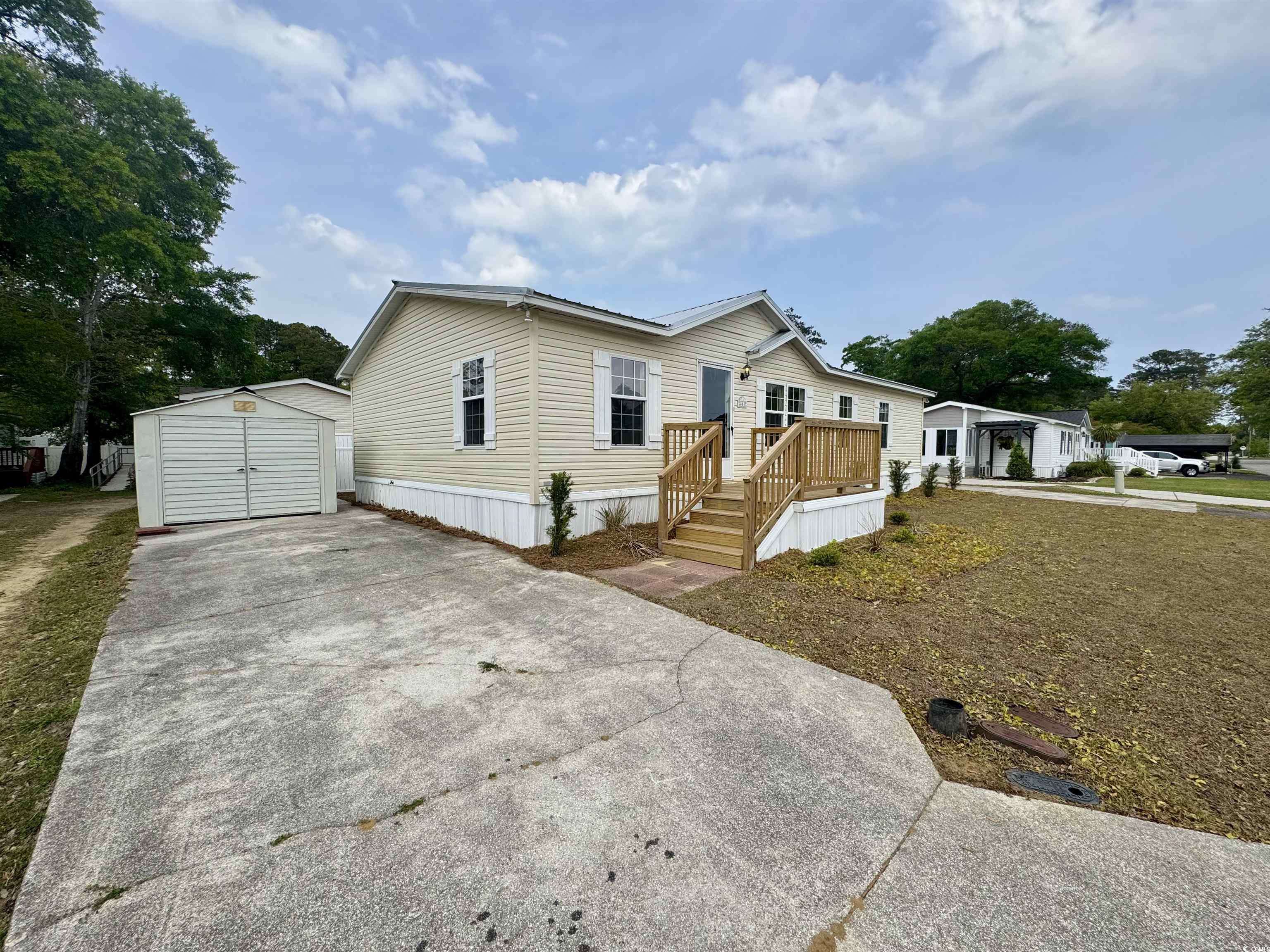 Murrells Inlet, SC 29576,460 Oak Ave.