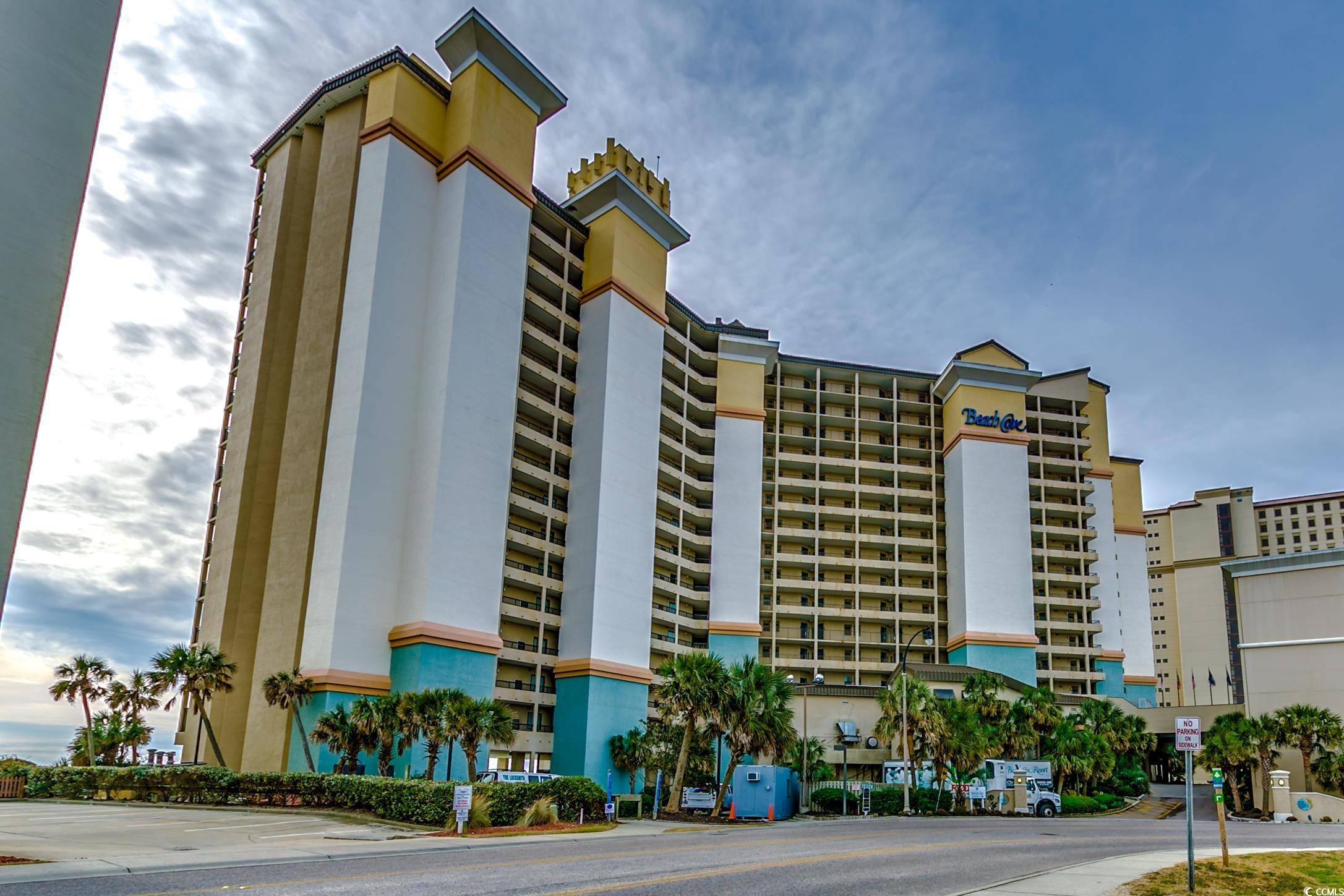 North Myrtle Beach, SC 29582,4800 S Ocean Blvd. #420
