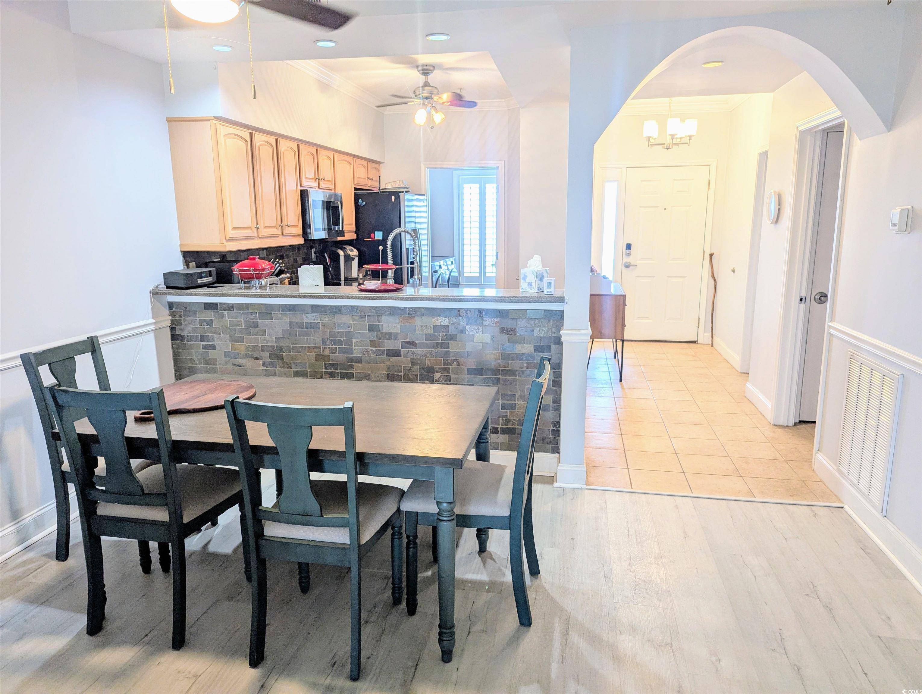 North Myrtle Beach, SC 29582,407 24th Ave. N #302