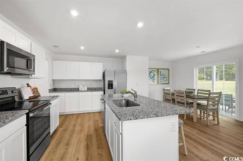 Ash, NC 28420,8027 Sterling Oaks Dr