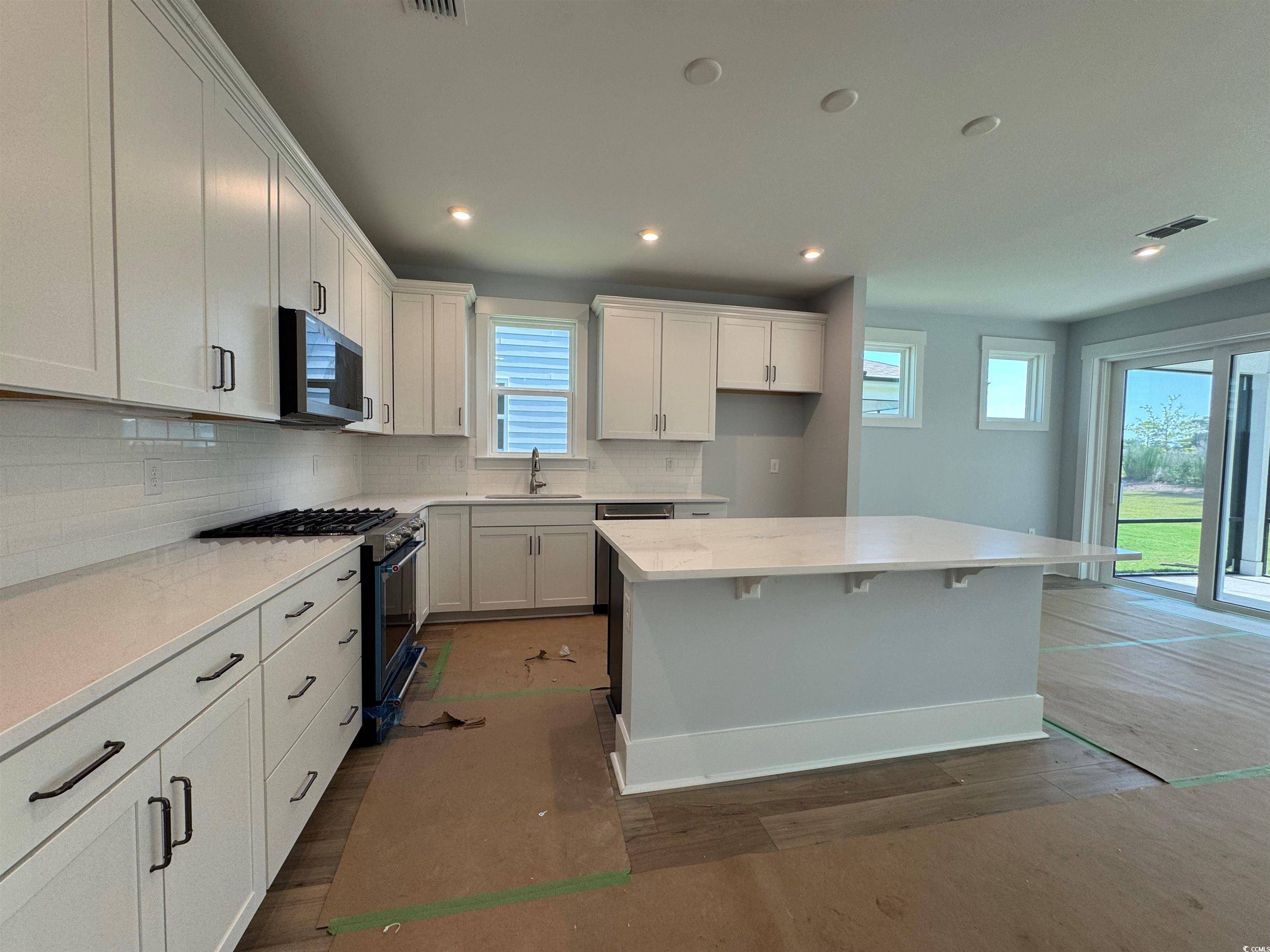 North Myrtle Beach, SC 29582,1005 Lady Bird Way