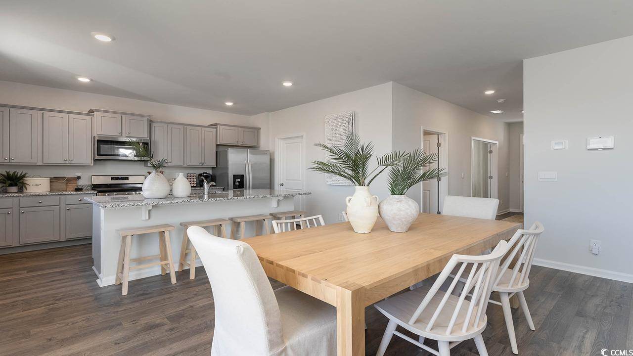 Ash, NC 28420,1237 Woodhouse Dr