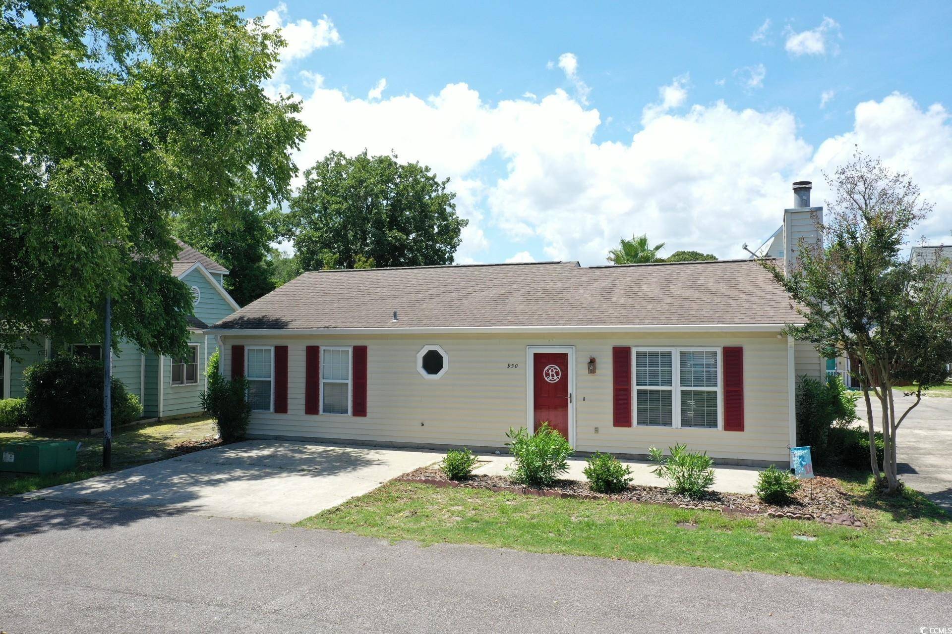North Myrtle Beach, SC 29582,950 Tiffany Ln.