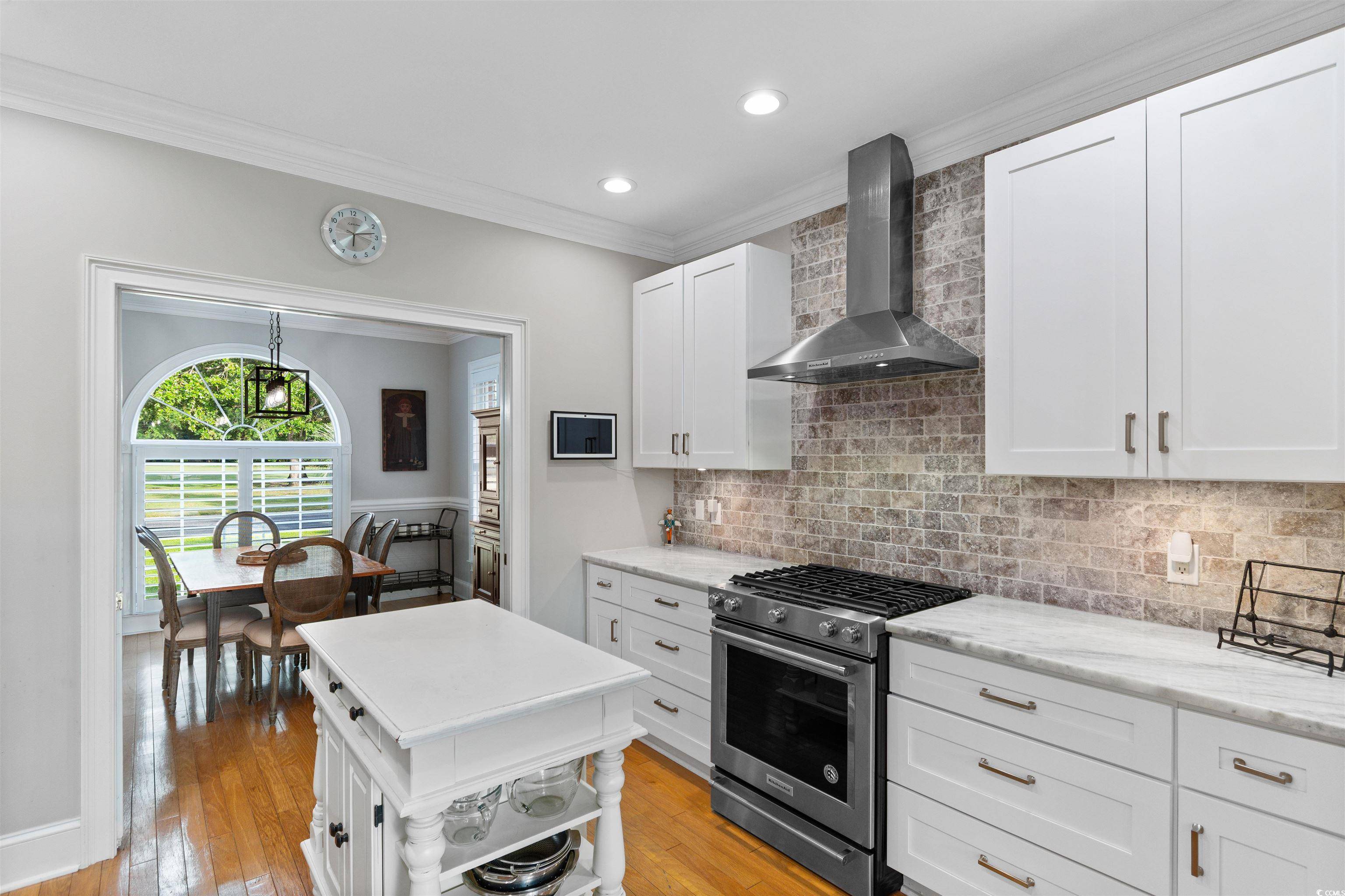 Pawleys Island, SC 29585,995 Oatland Lake Rd.