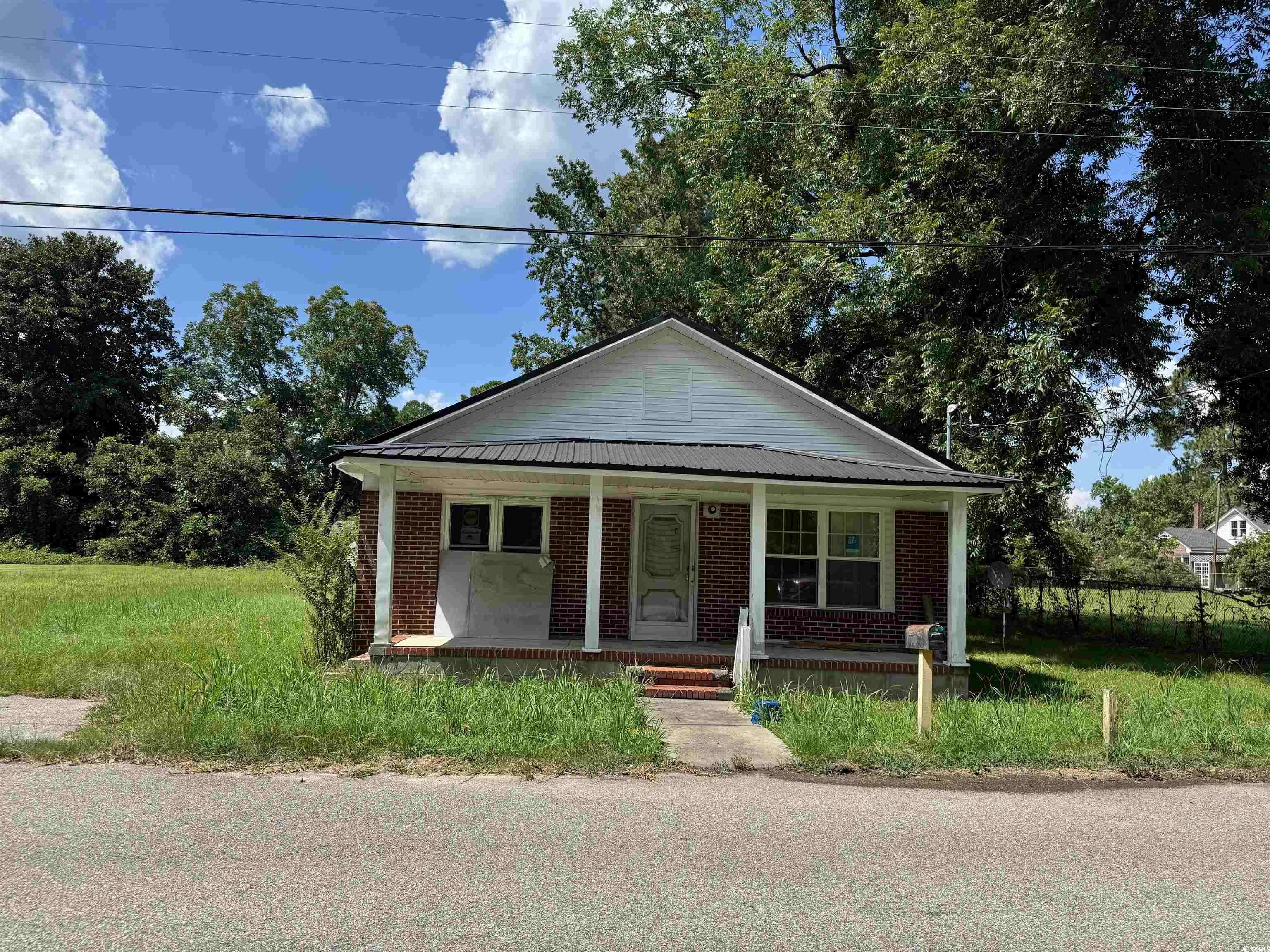 Mullins, SC 29574,106 Raeford St.