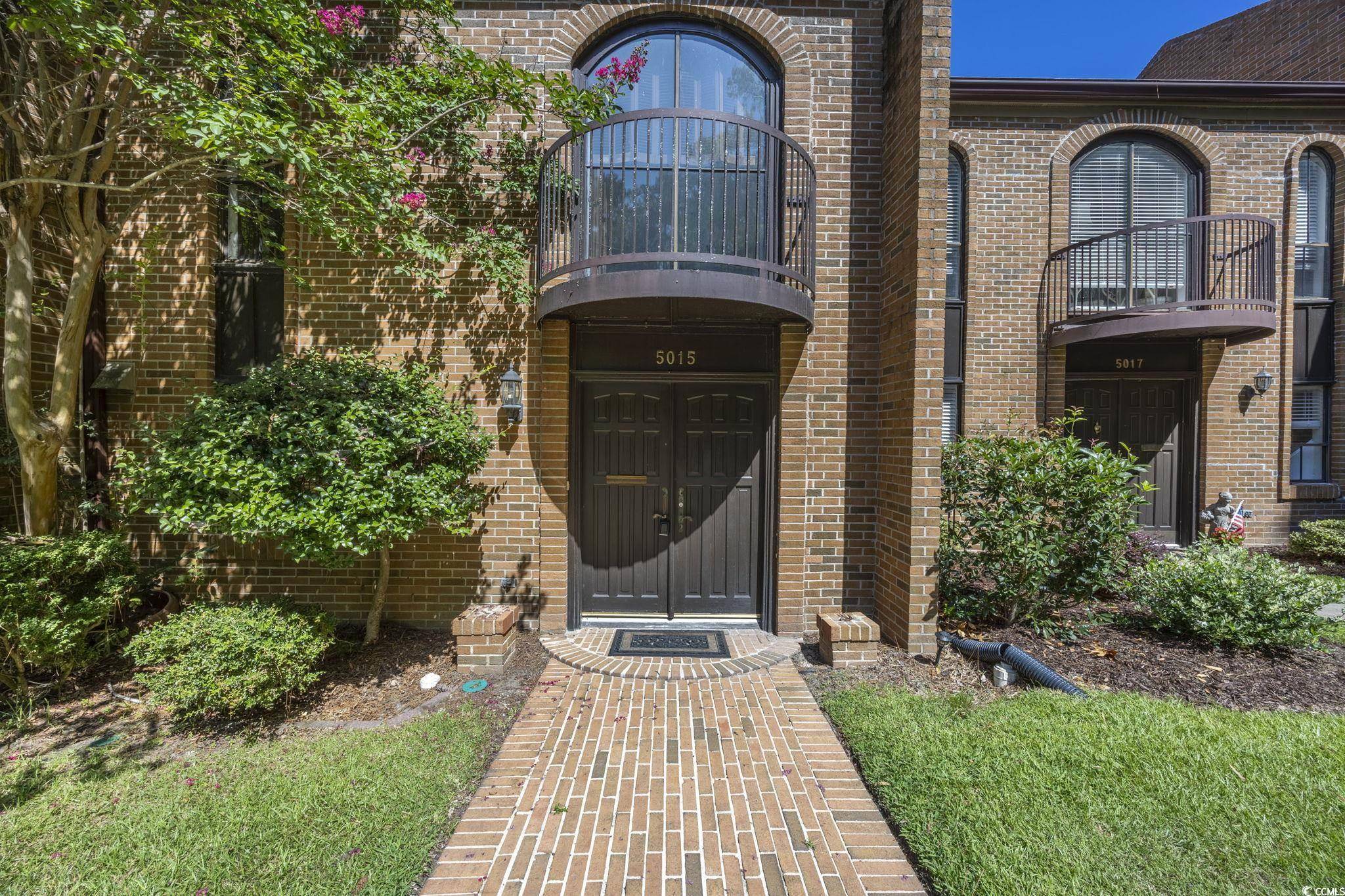 Columbia, SC 29201,5015 Forest Lake Dr. #5015