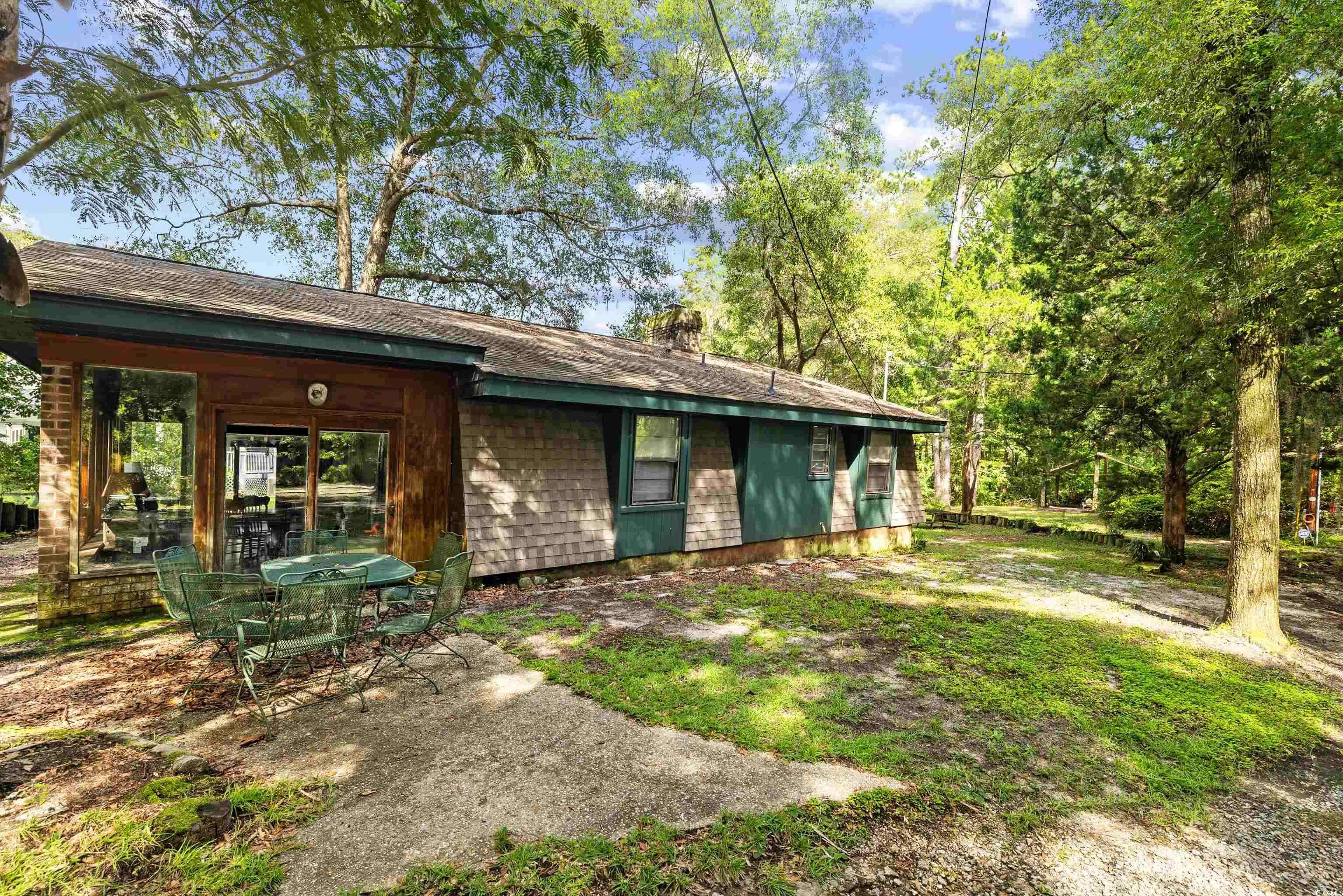 Pawleys Island, SC 29585,106 Weston Dr.