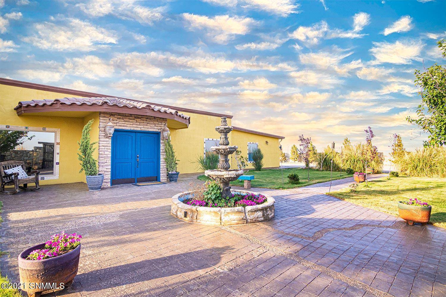 Chaparral, NM 88081,1296 Riley WAY