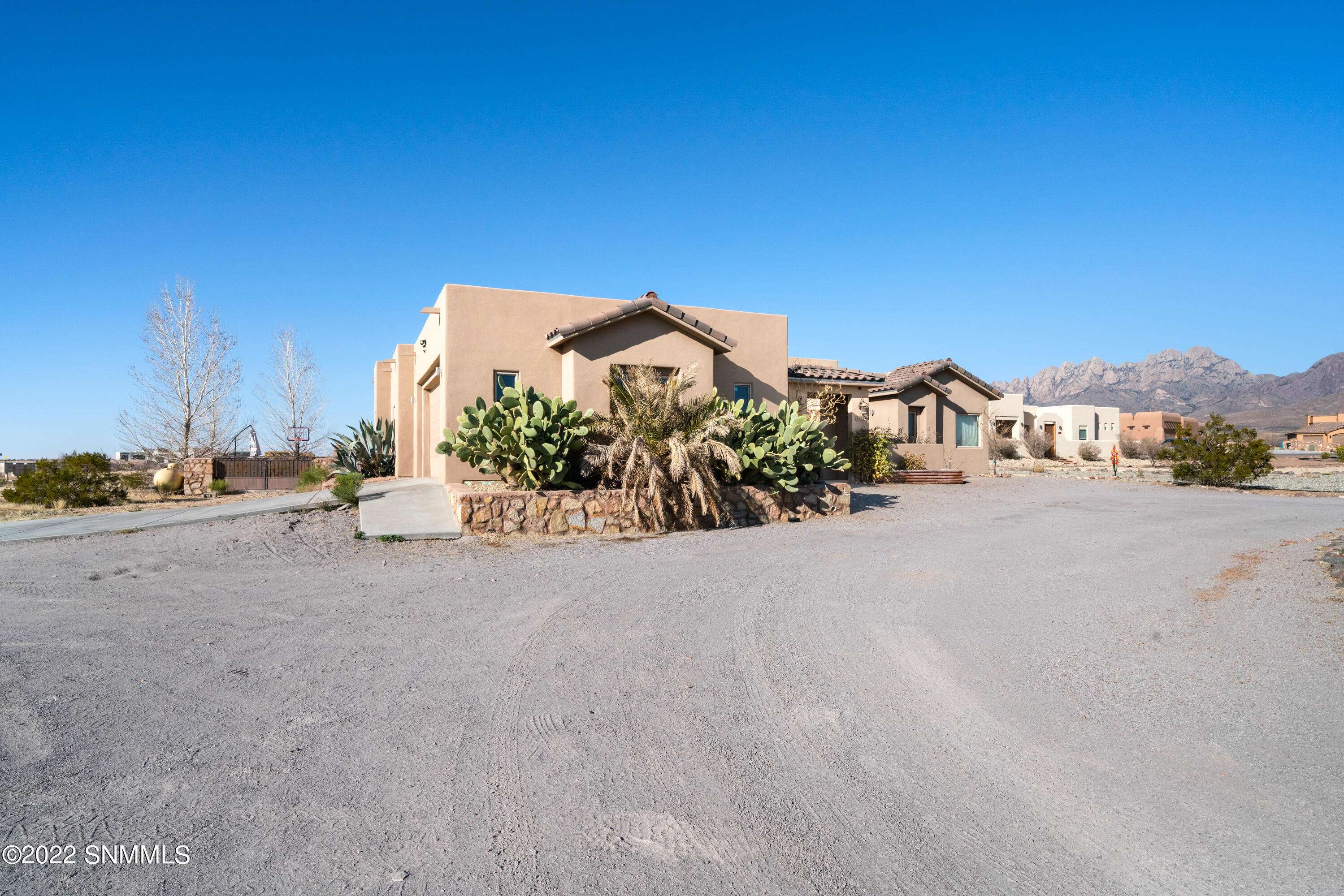 Las Cruces, NM 88011,8775 Regal Mist CT