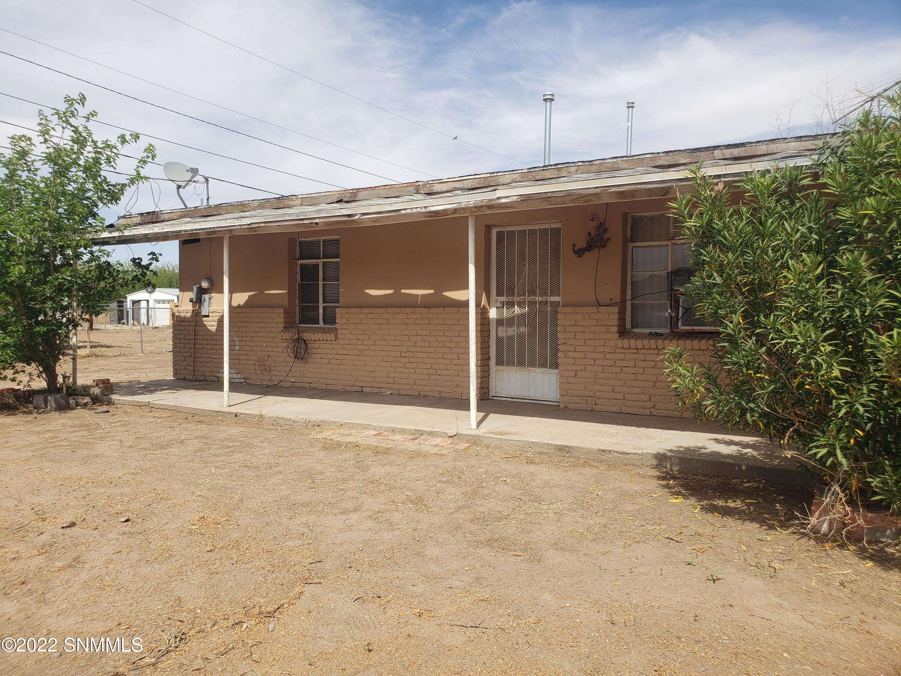 Anthony, NM 88021,110 Boone CIR