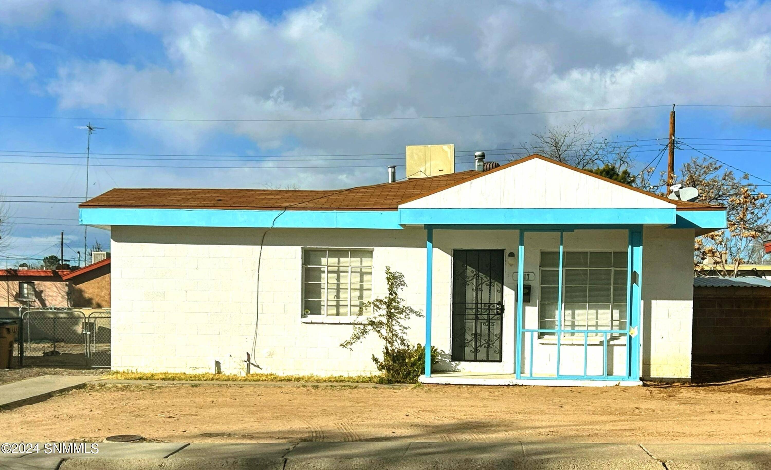 Las Cruces, NM 88001,1917 E Idaho AVE