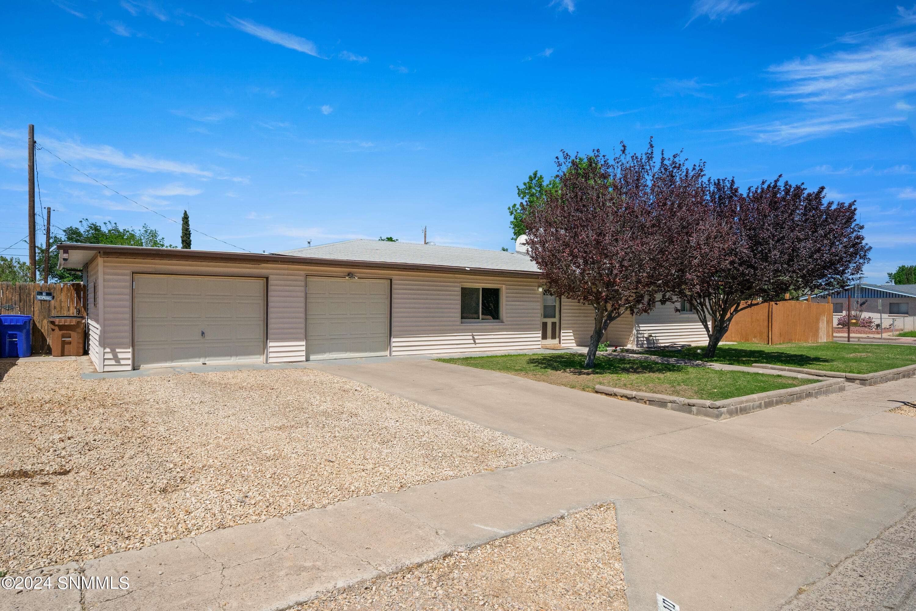 Las Cruces, NM 88005,1010 Calle Del Encanto
