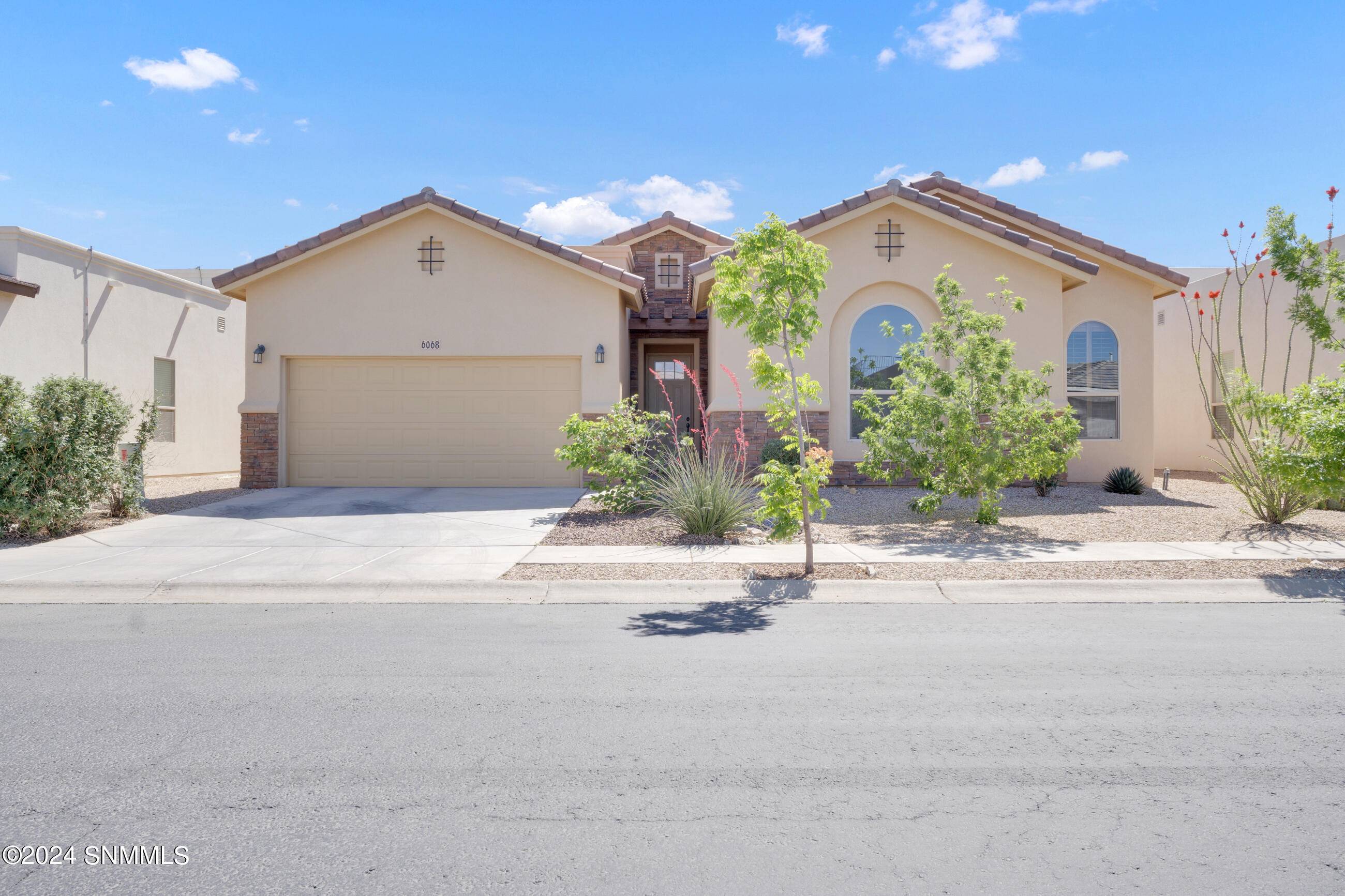 Las Cruces, NM 88012,6068 Arosa ST