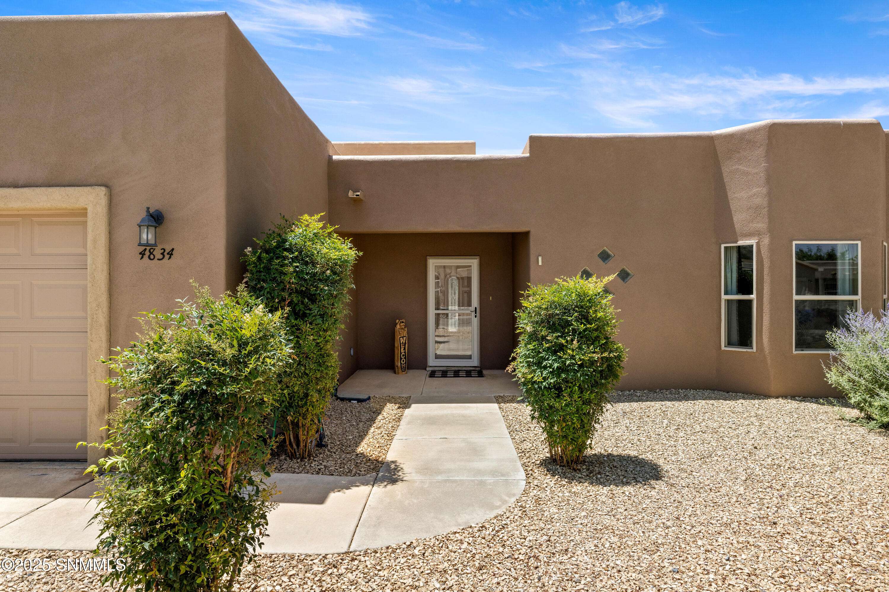 Las Cruces, NM 88012,4834 Camino Dos Vidas
