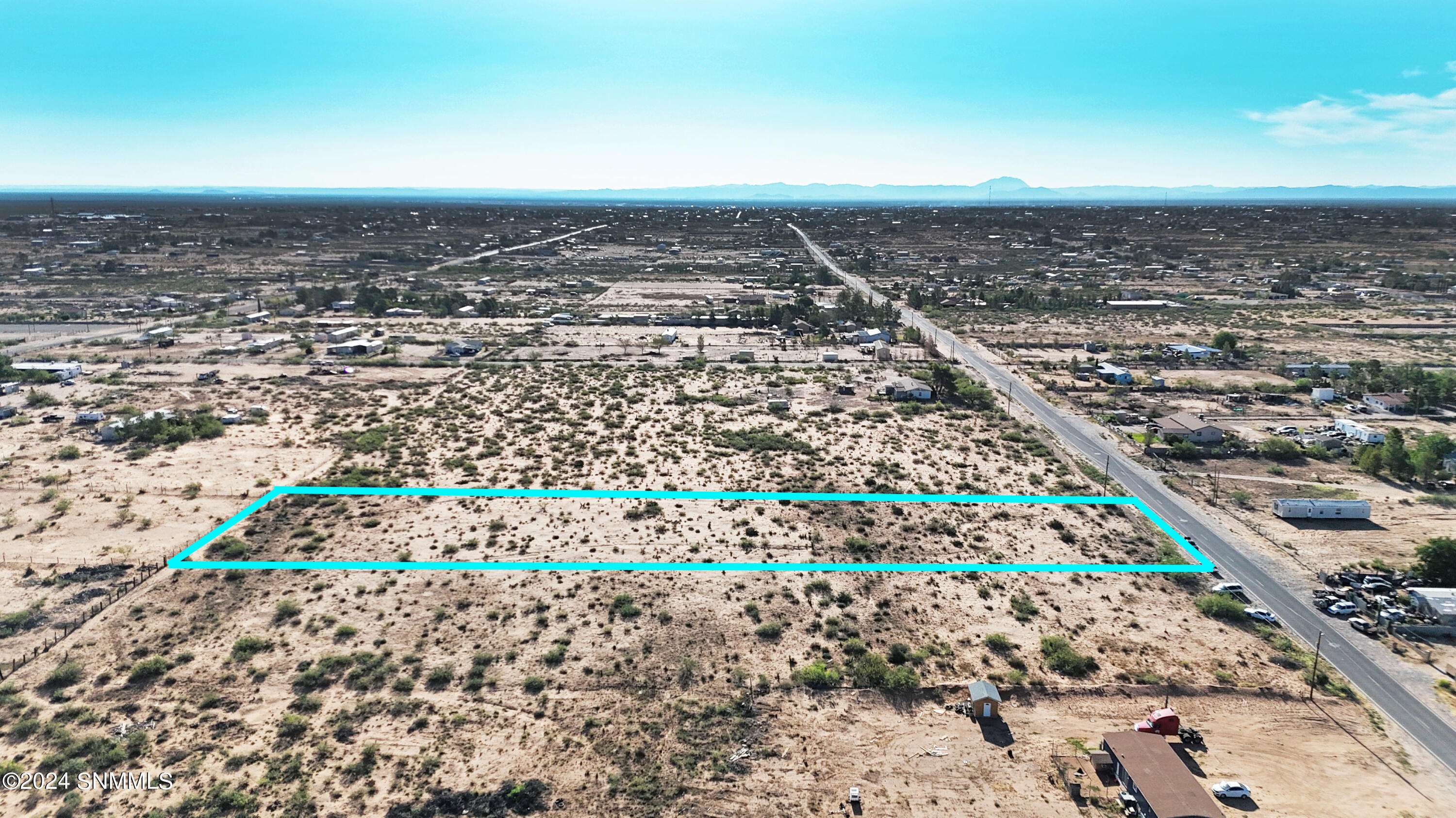 Chaparral, NM 88081,340 Luna Azul DR