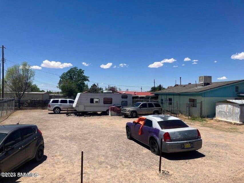 Las Cruces, NM 88001,1729 N Solano