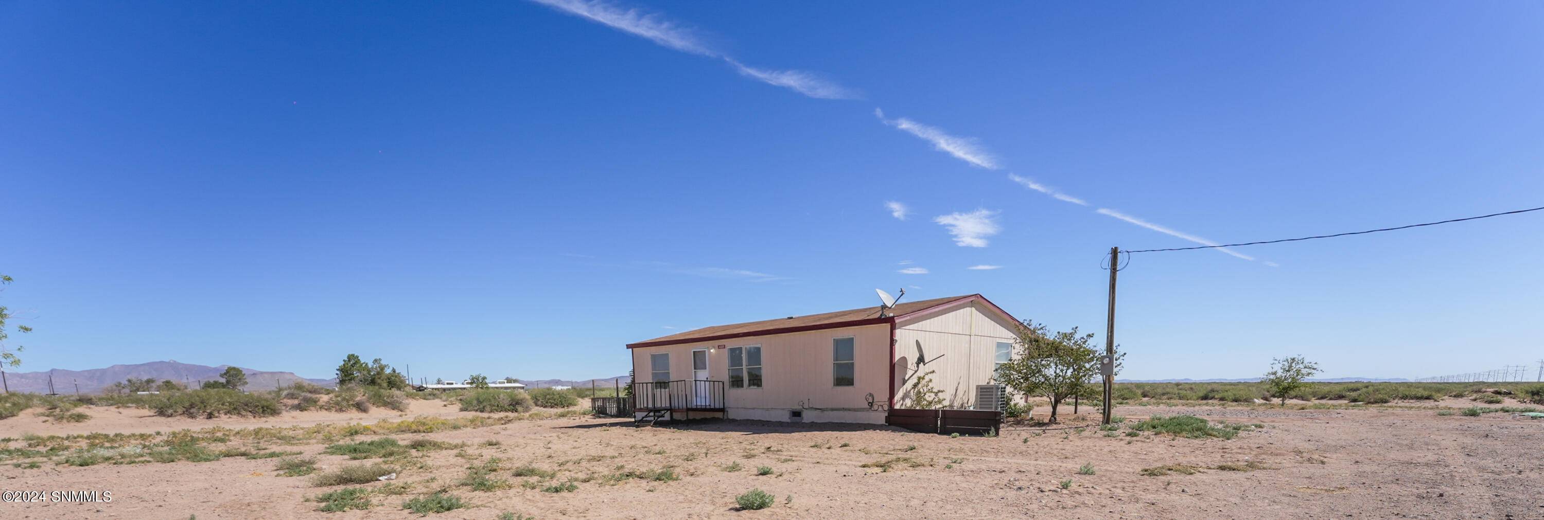 Deming, NM 88030,4225 NE Tennyson DR