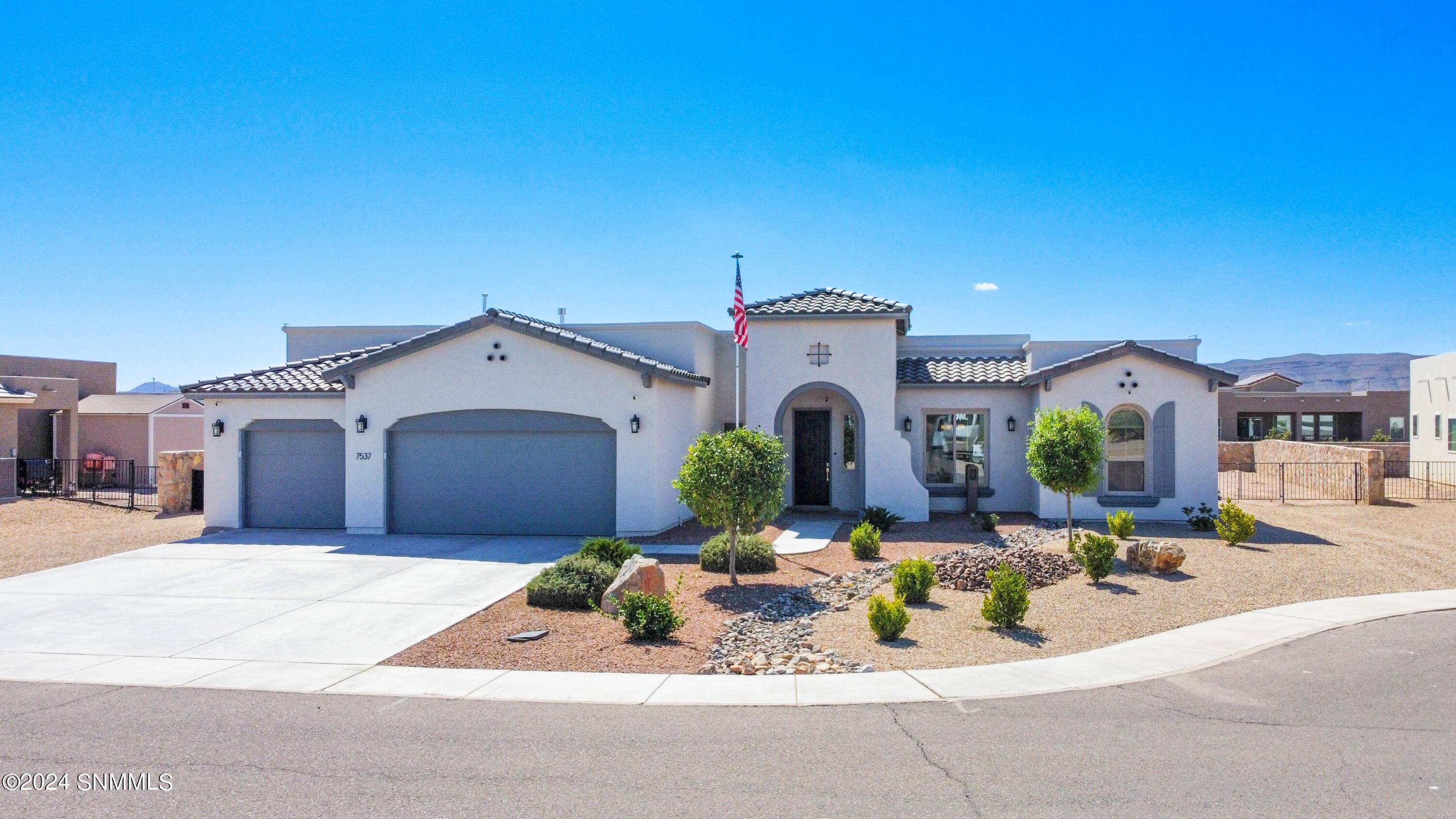 Las Cruces, NM 88007,7537 Sussex CT