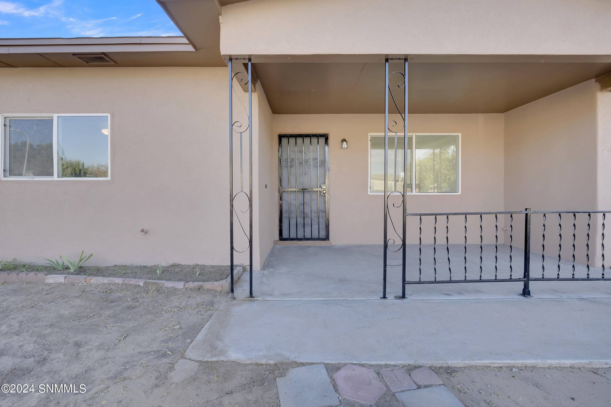 Las Cruces, NM 88001,1409 Kilmer ST