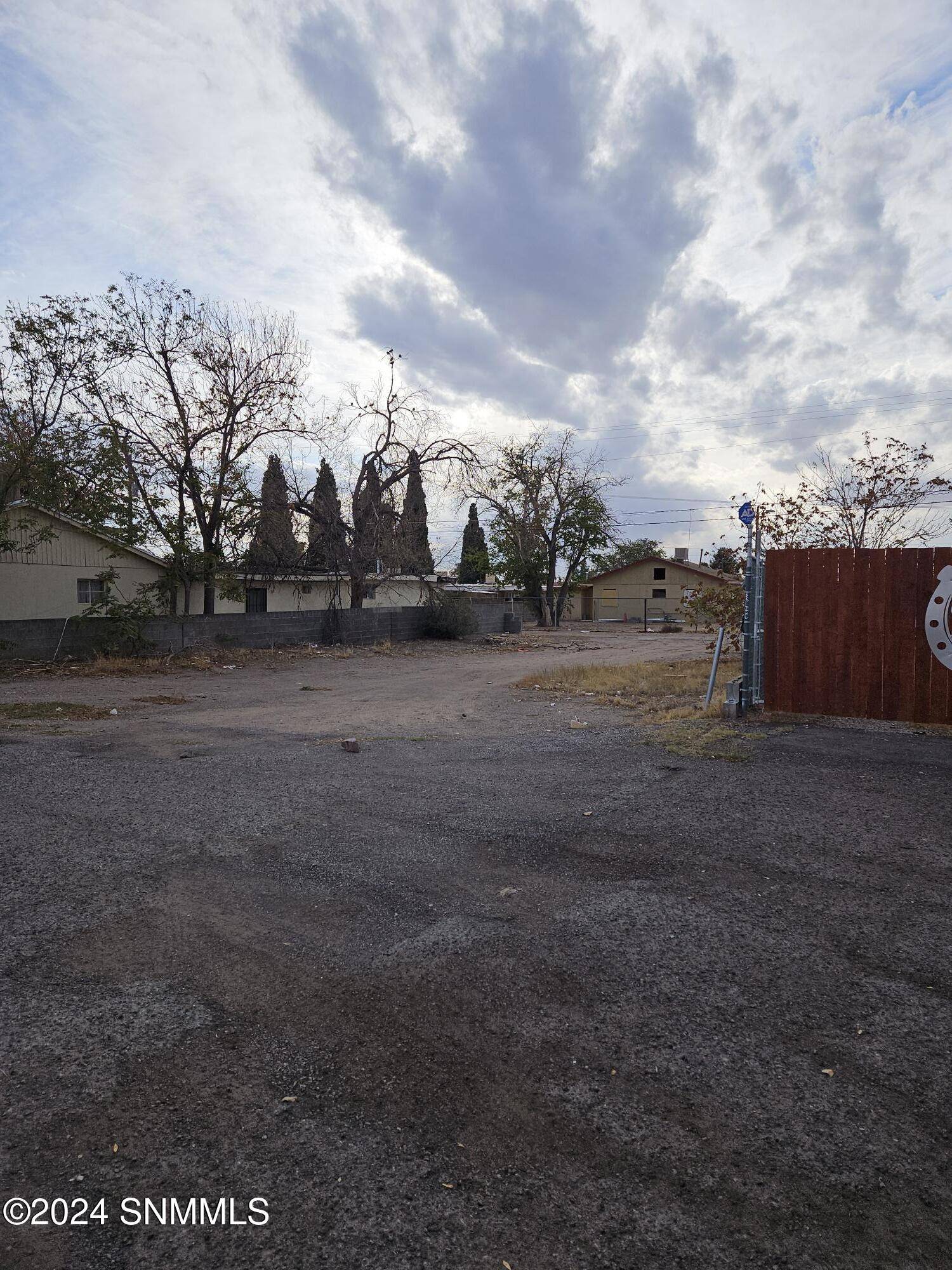 Las Cruces, NM 88001,910 S Solano DR
