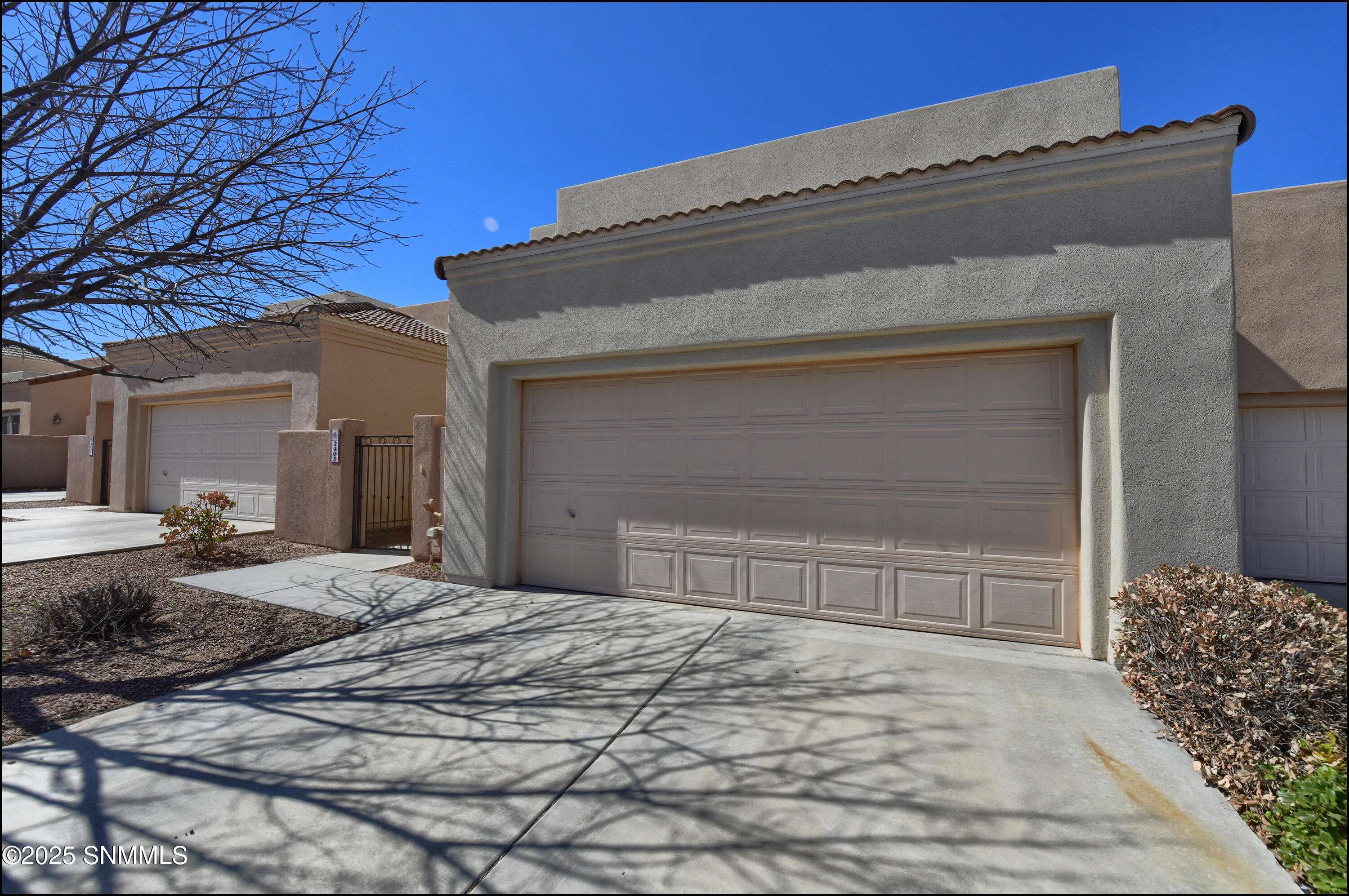 Las Cruces, NM 88011,2403 Elena WAY