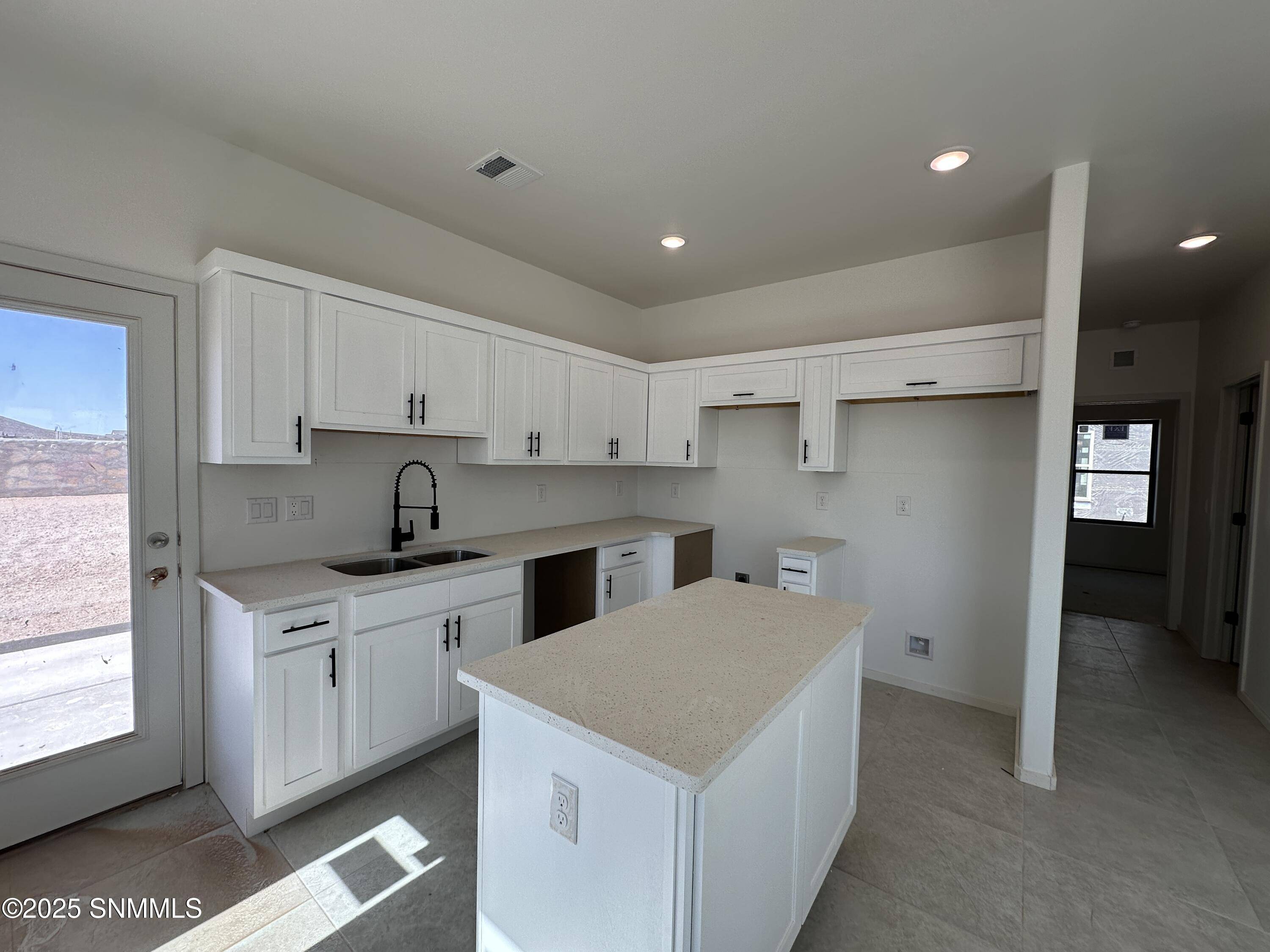 Las Cruces, NM 88012,7701 San Eduardo ST