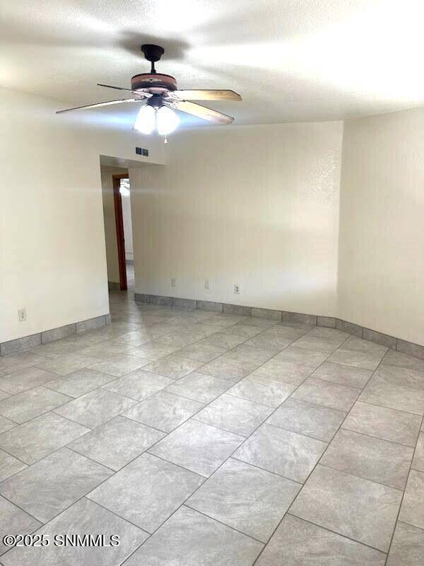 Las Cruces, NM 88001,1702 Nevada AVE #2