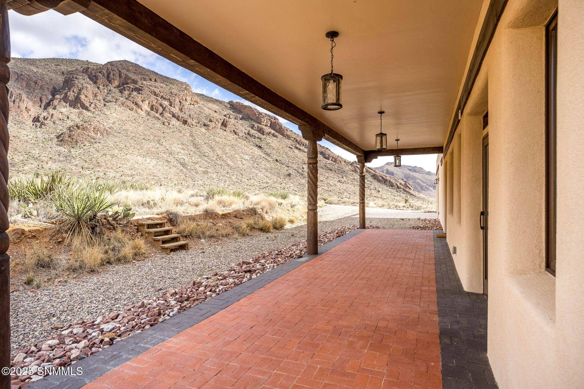 Las Cruces, NM 88011,104 Canyon Bonito CT
