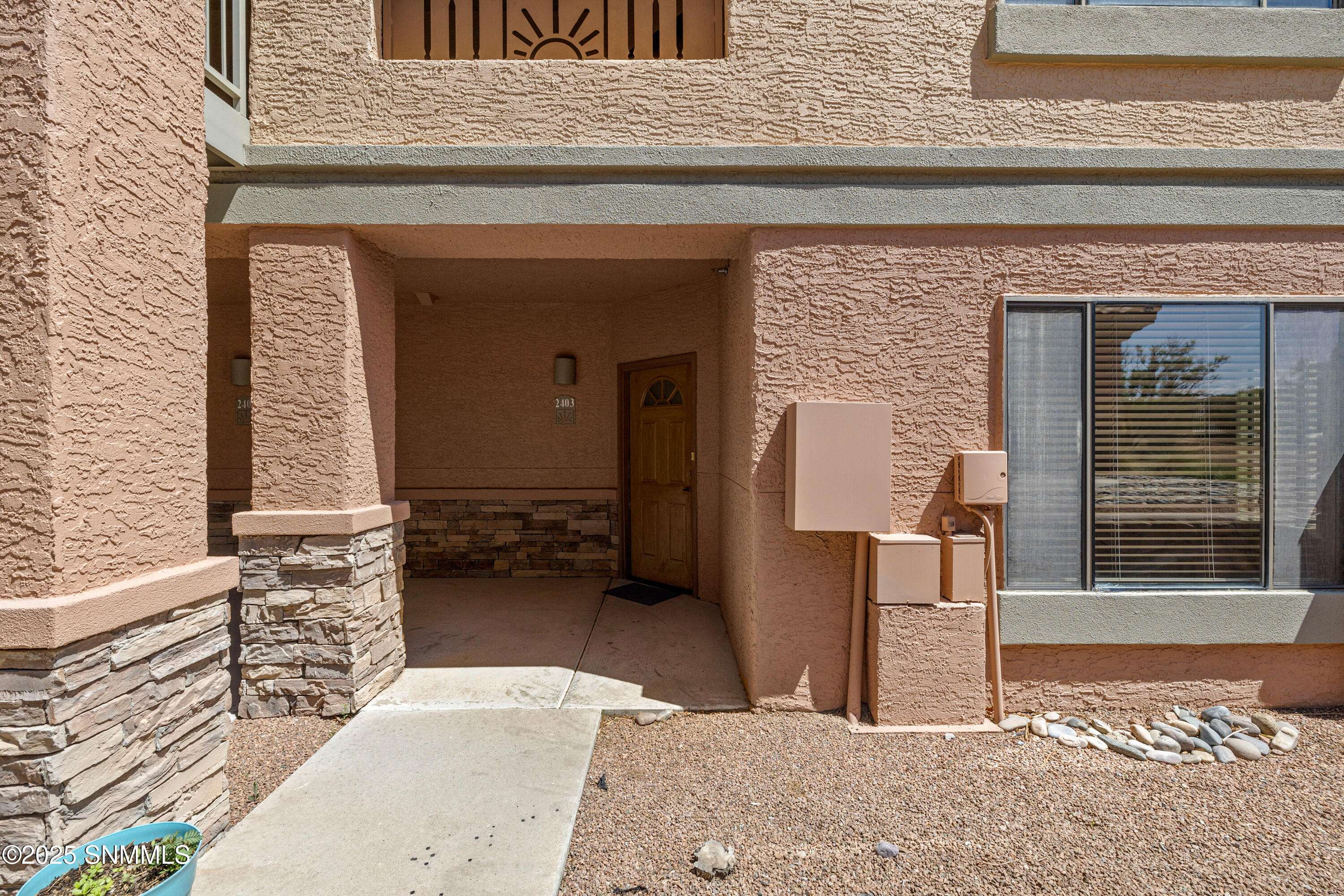 Las Cruces, NM 88011,3650 Morning Star DR #2403