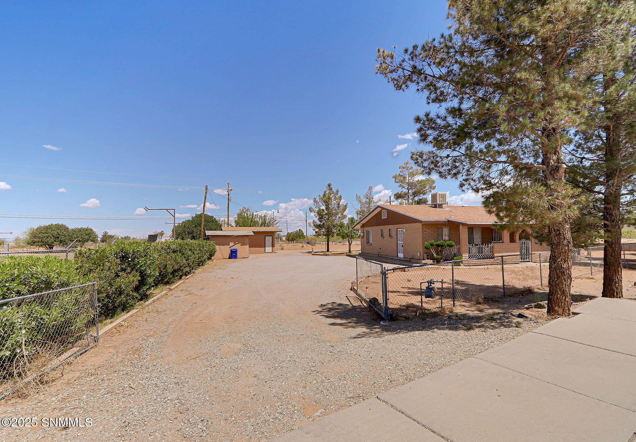 Las Cruces, NM 88012,6145 W Bataan Memorial