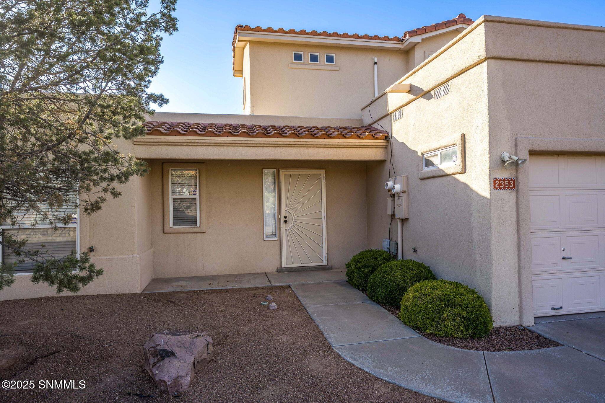 Las Cruces, NM 88012,2353 Saturn CIR