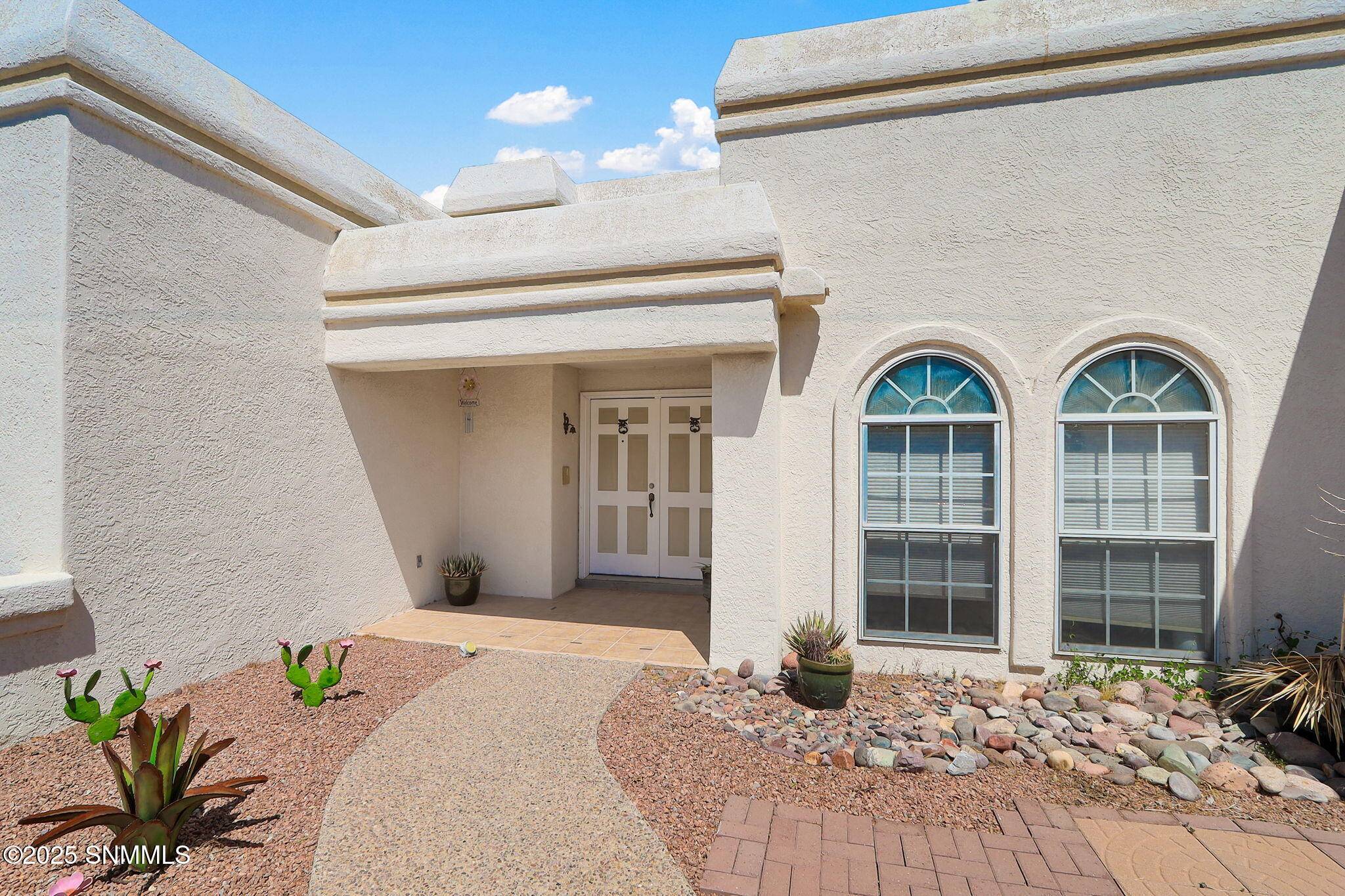 Las Cruces, NM 88011,2407 Cheyenne DR