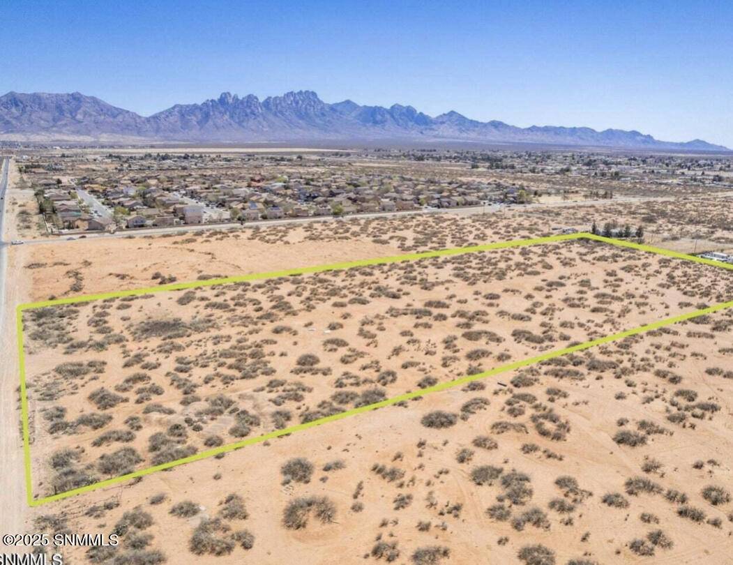 Las Cruces, NM 88012,5954 Peachtree Hills RD