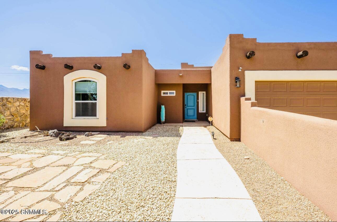Las Cruces, NM 88012,8008 Inca Dove AVE