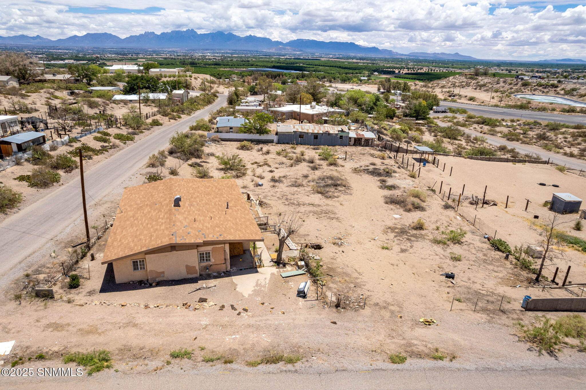 Las Cruces, NM 88007,910 Rainbow Ridge ST
