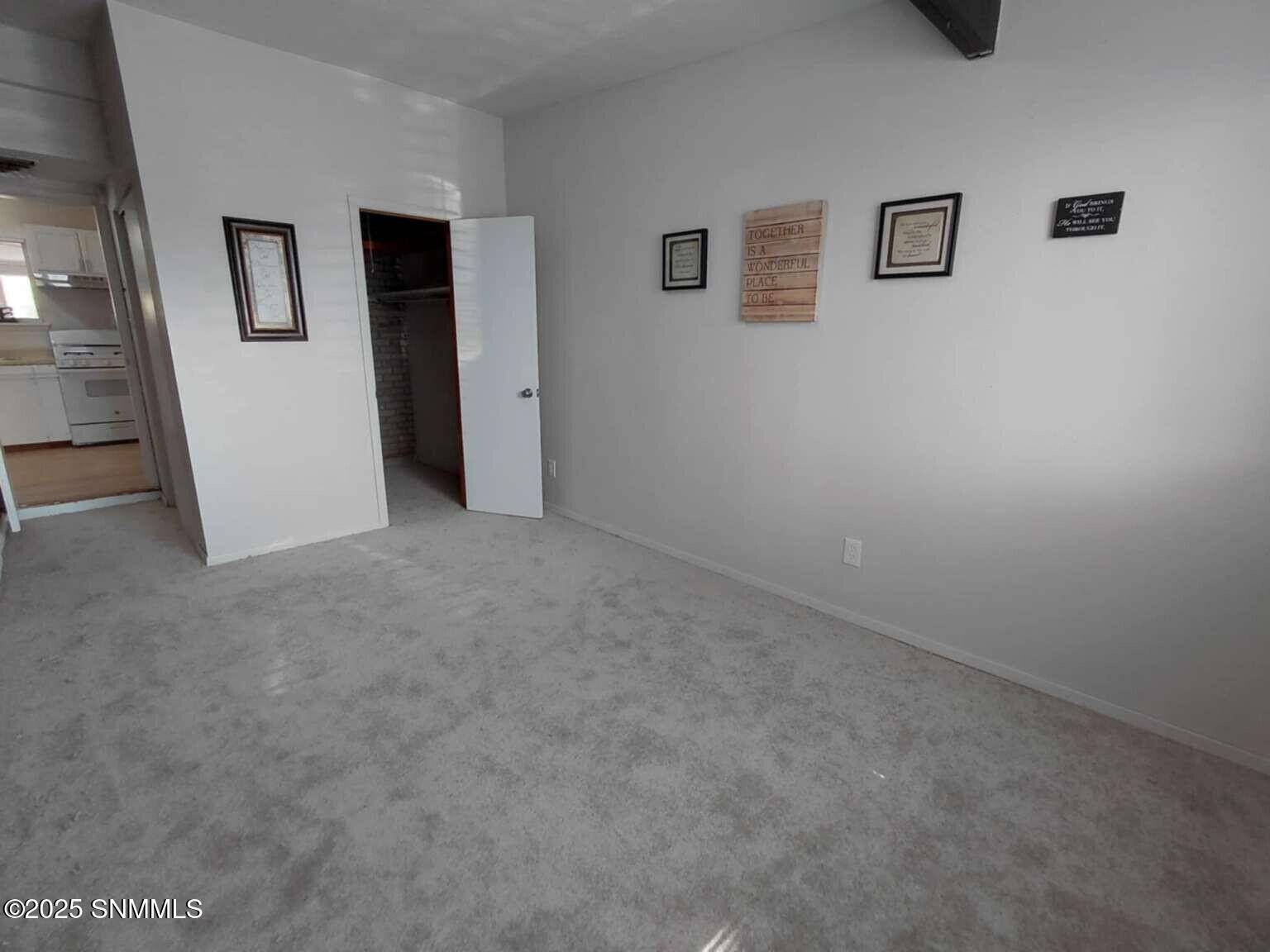 Alamogordo, NM 88310,2402 Tulane AVE