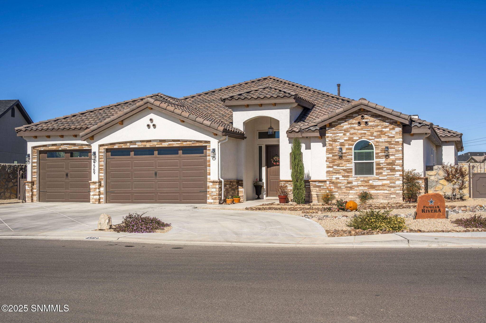 Las Cruces, NM 88011,4569 Mesa Monte DR