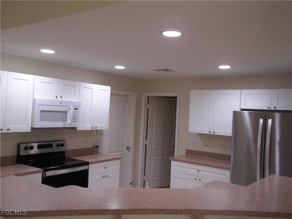 Lehigh Acres, FL 33971,3223 51st ST W