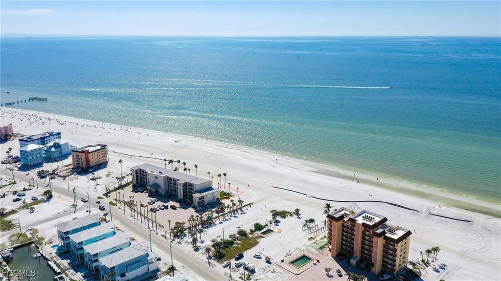 Fort Myers Beach, FL 33931,640/646 Estero BLVD